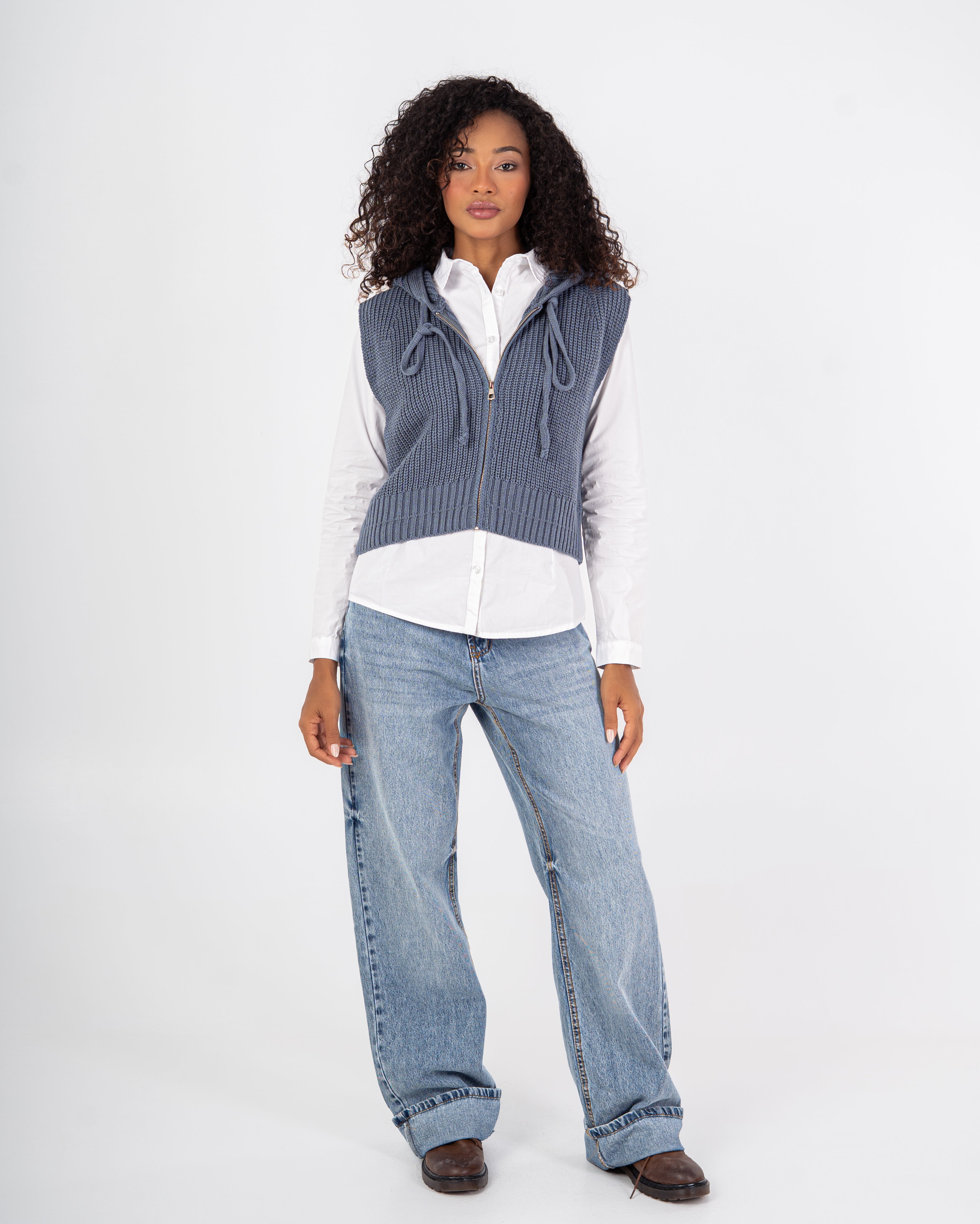 Short Knitwear Vest – Hooded