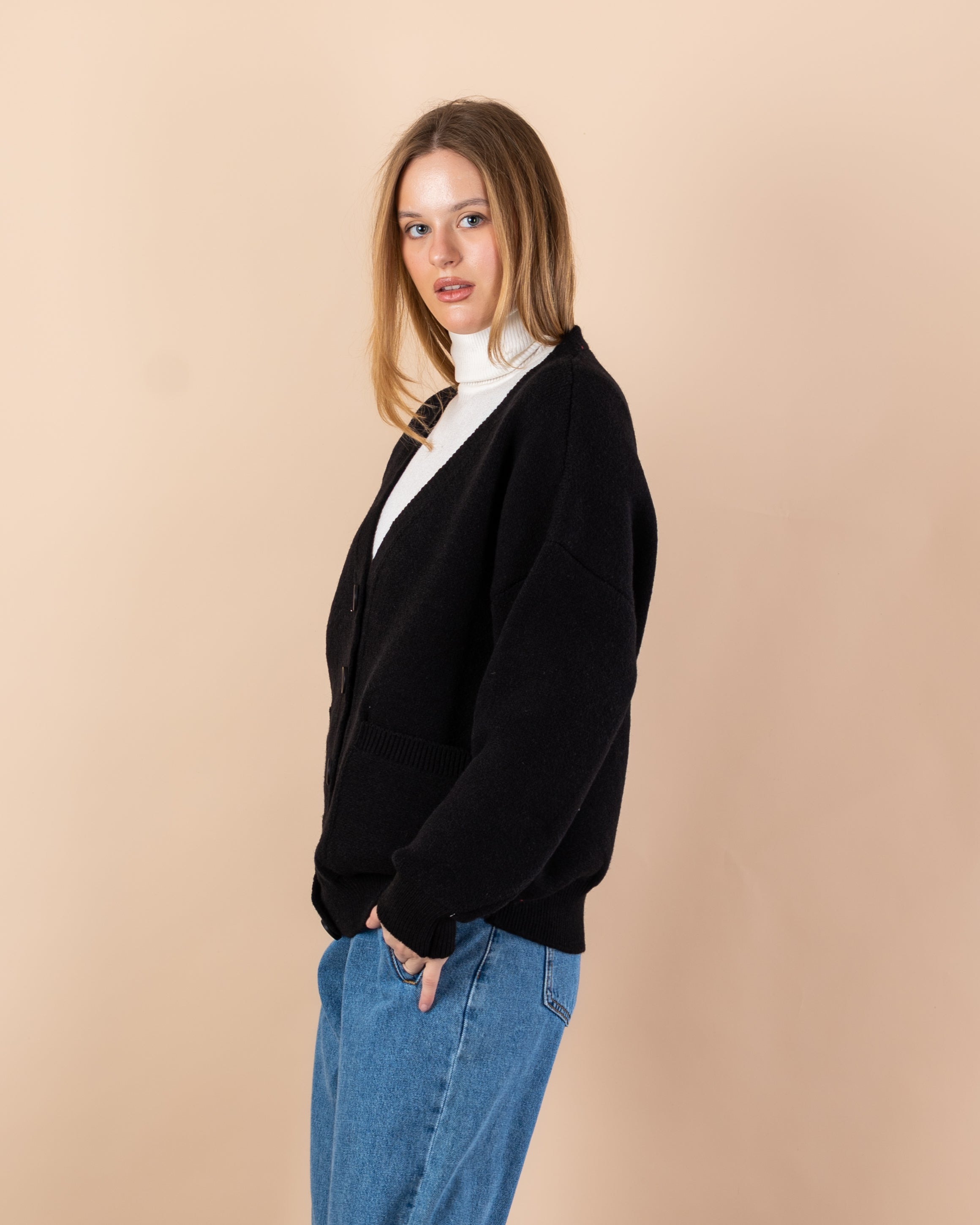 Knitted cardigan with 2 pockets