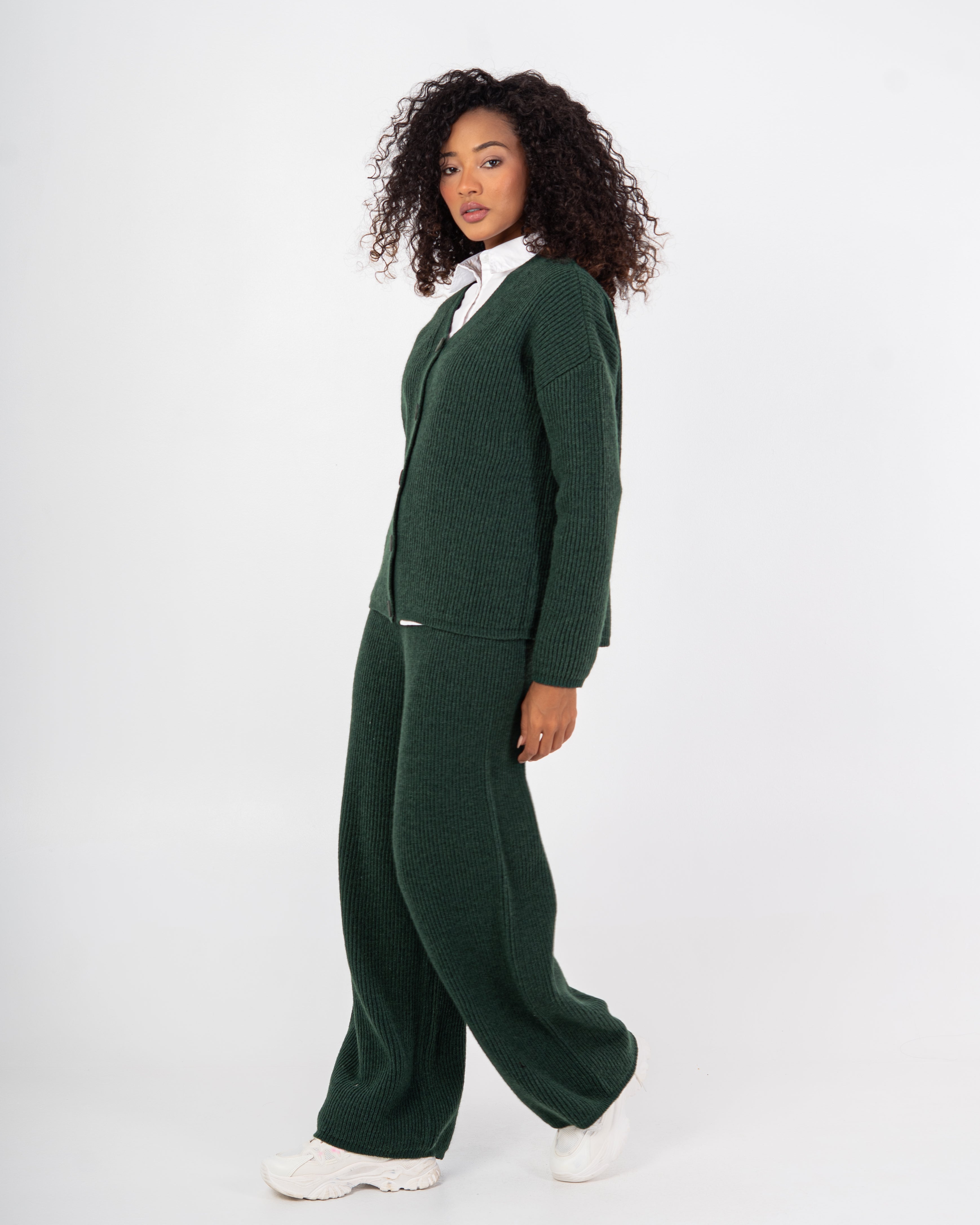 Knitwear Suit – Plain With Buttons