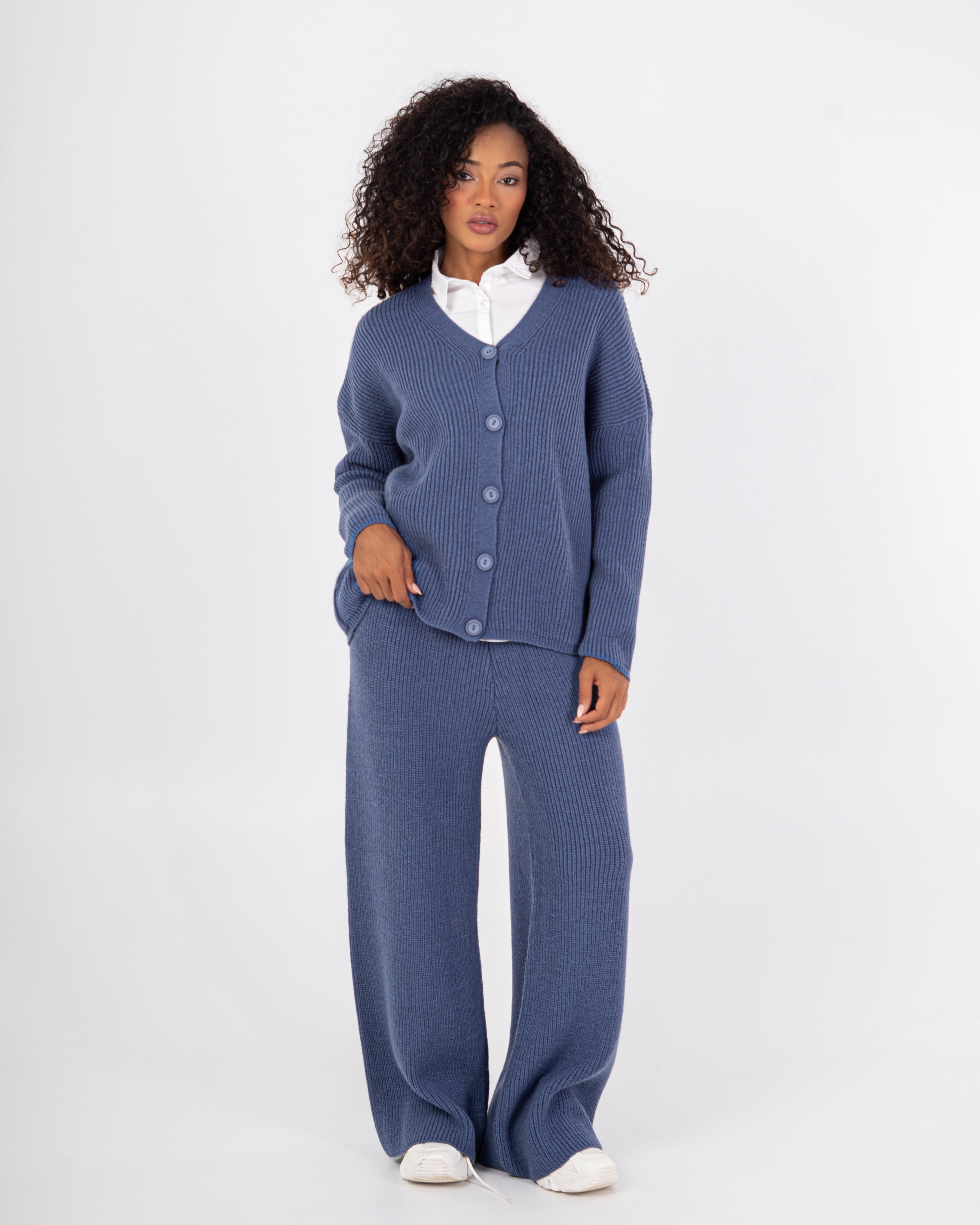 Knitwear Suit – Plain With Buttons