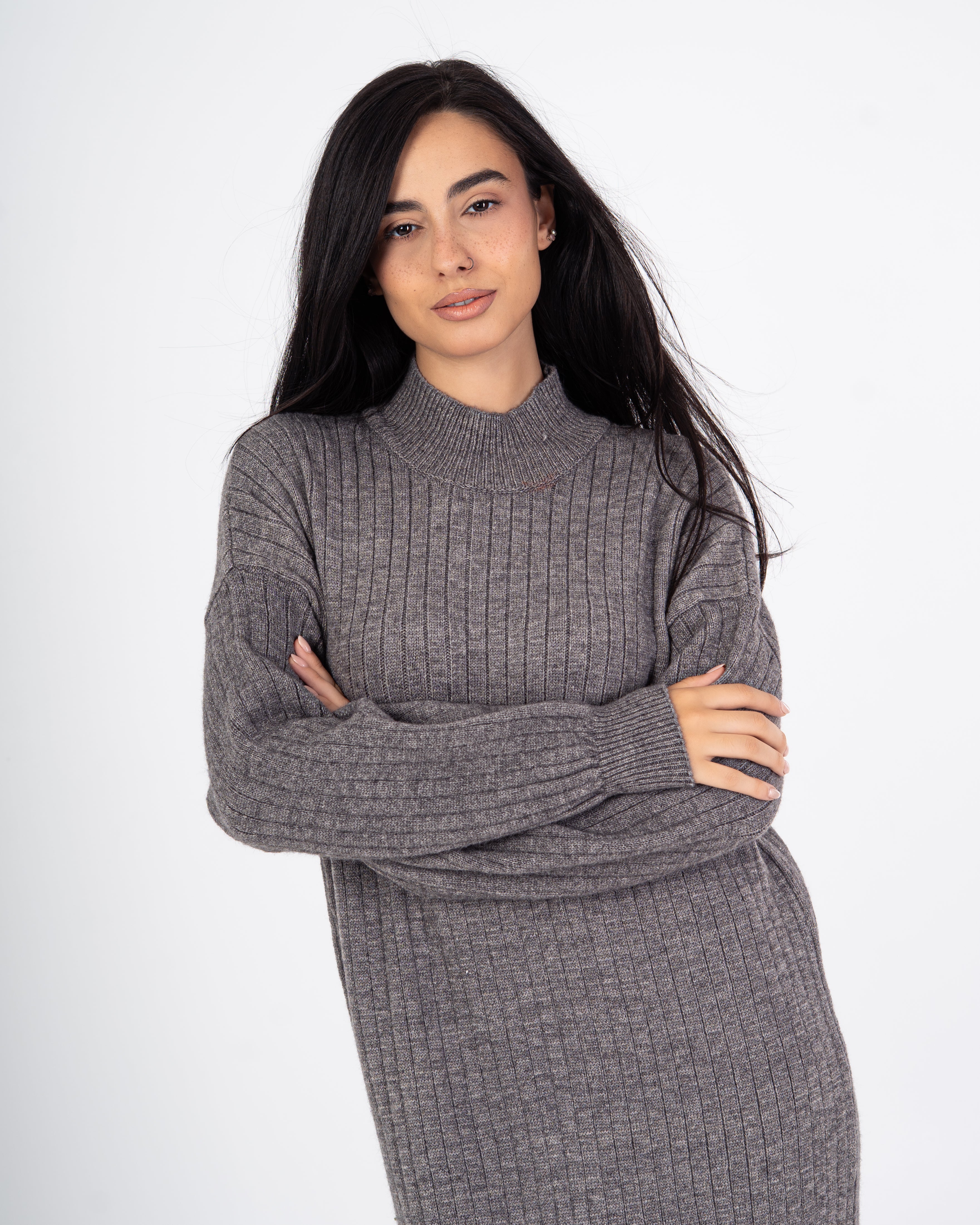 فستان محبوك - مع (رقبة على شكل حرف A)