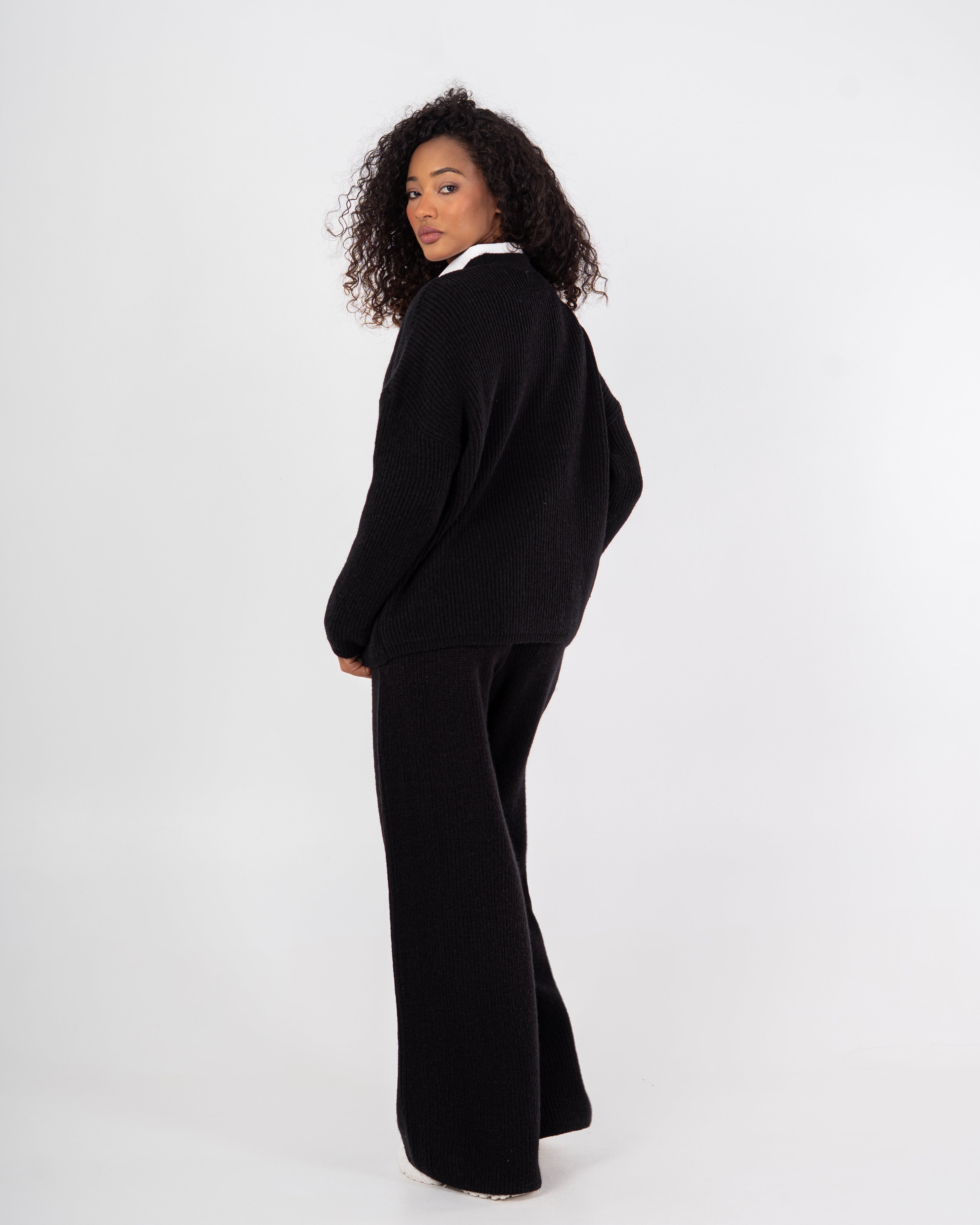 Knitwear Suit – Plain With Buttons