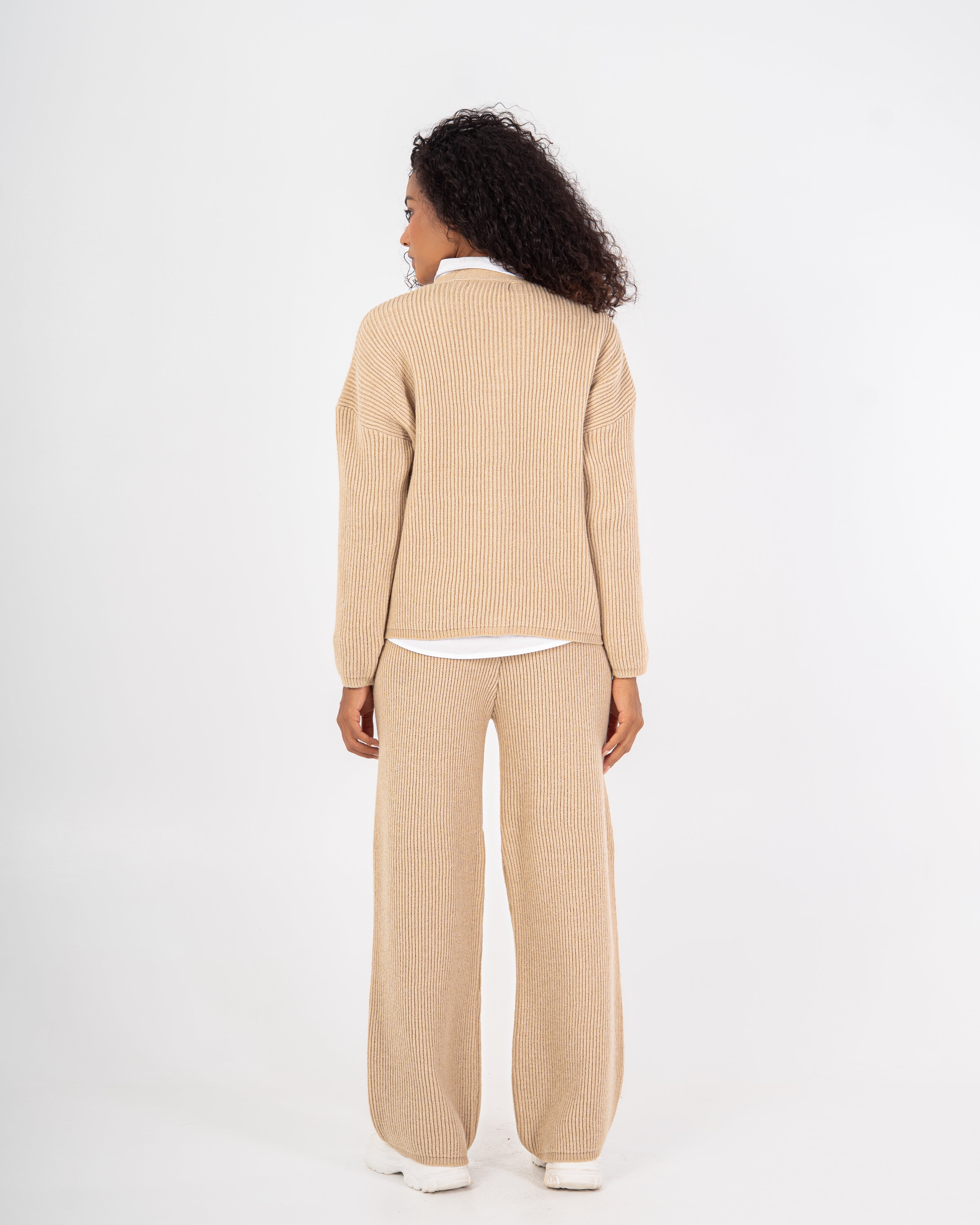 Knitwear Suit – Plain With Buttons