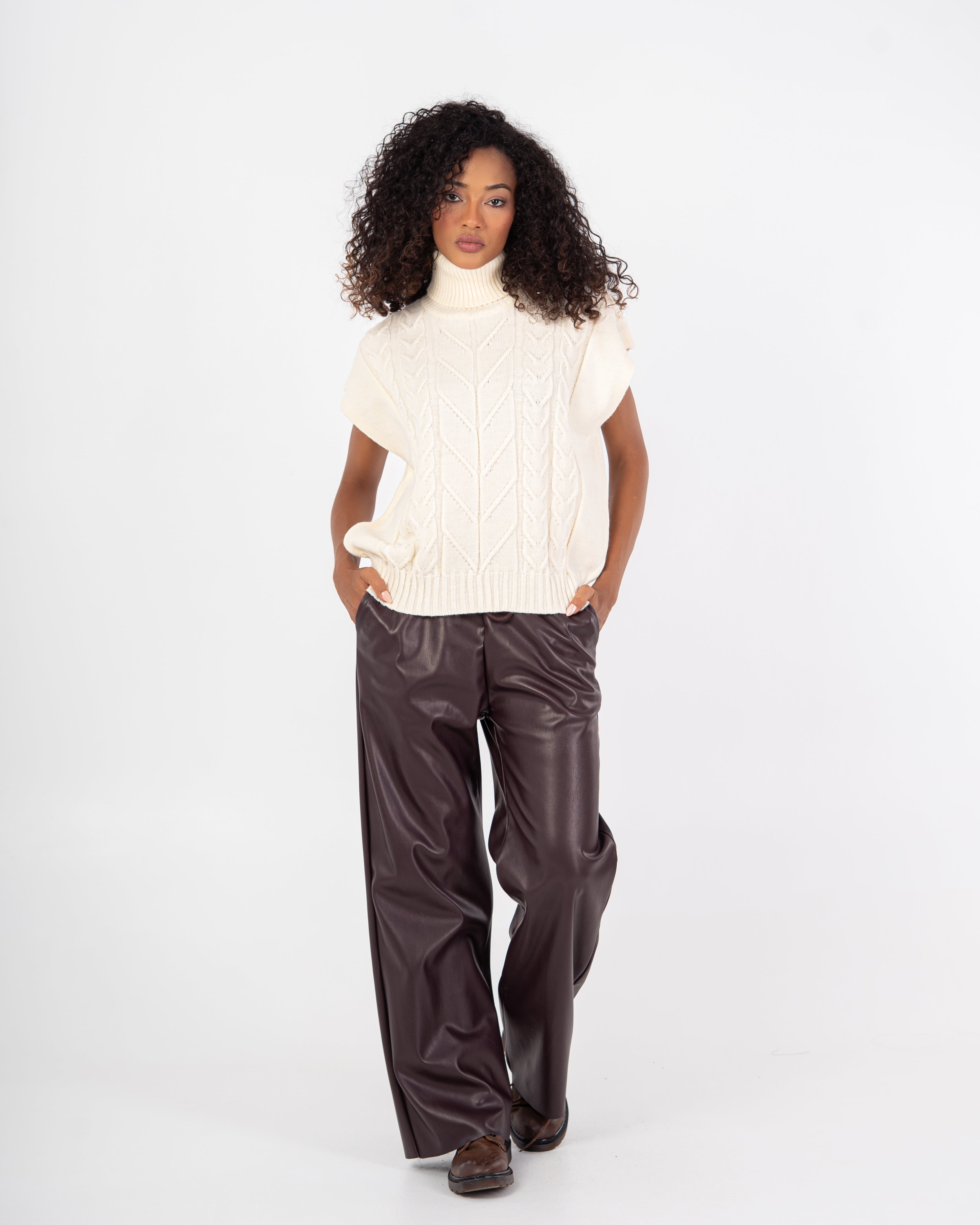 Knitwear Vest – Ribbed Pattern Design