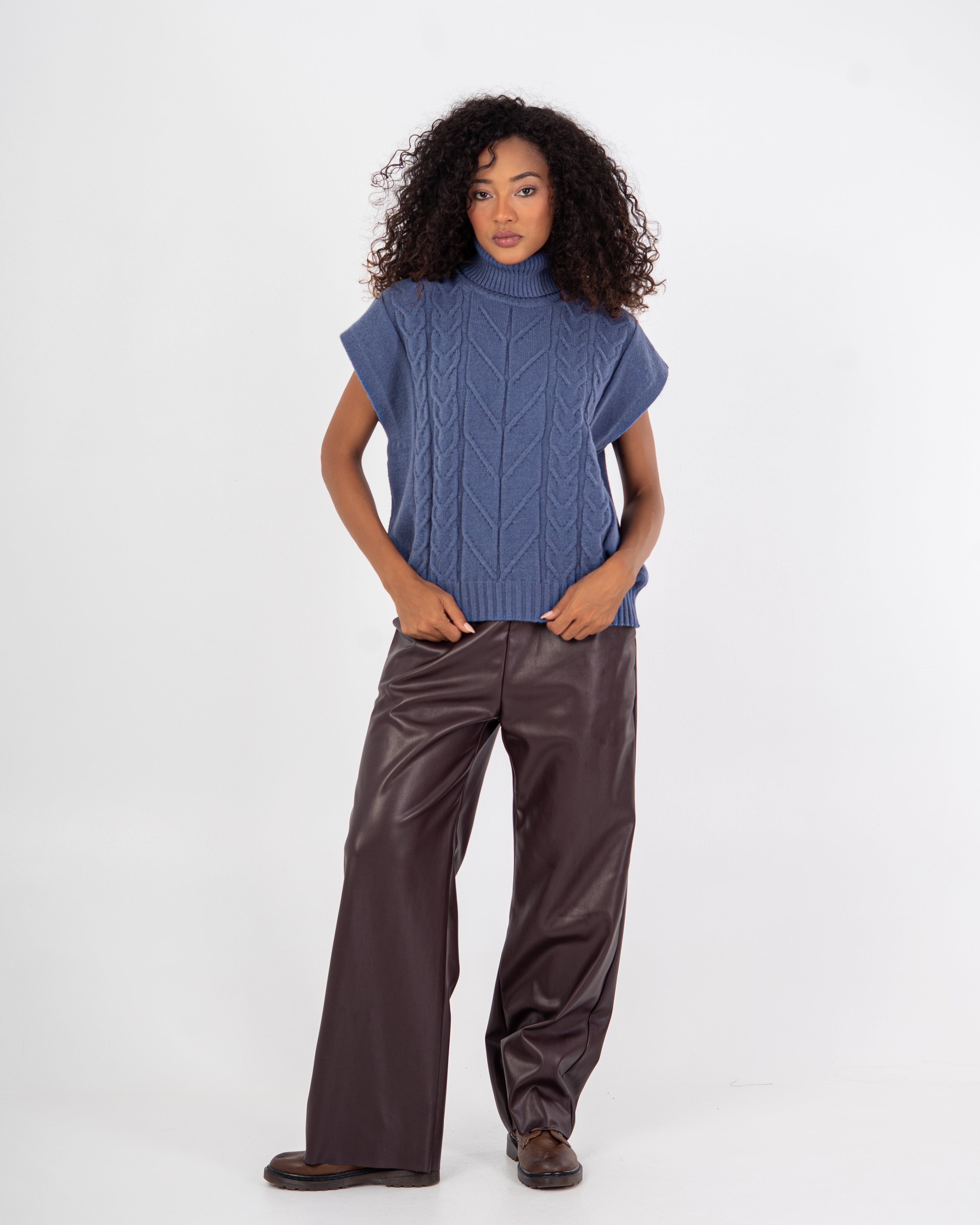 Knitwear Vest – Ribbed Pattern Design