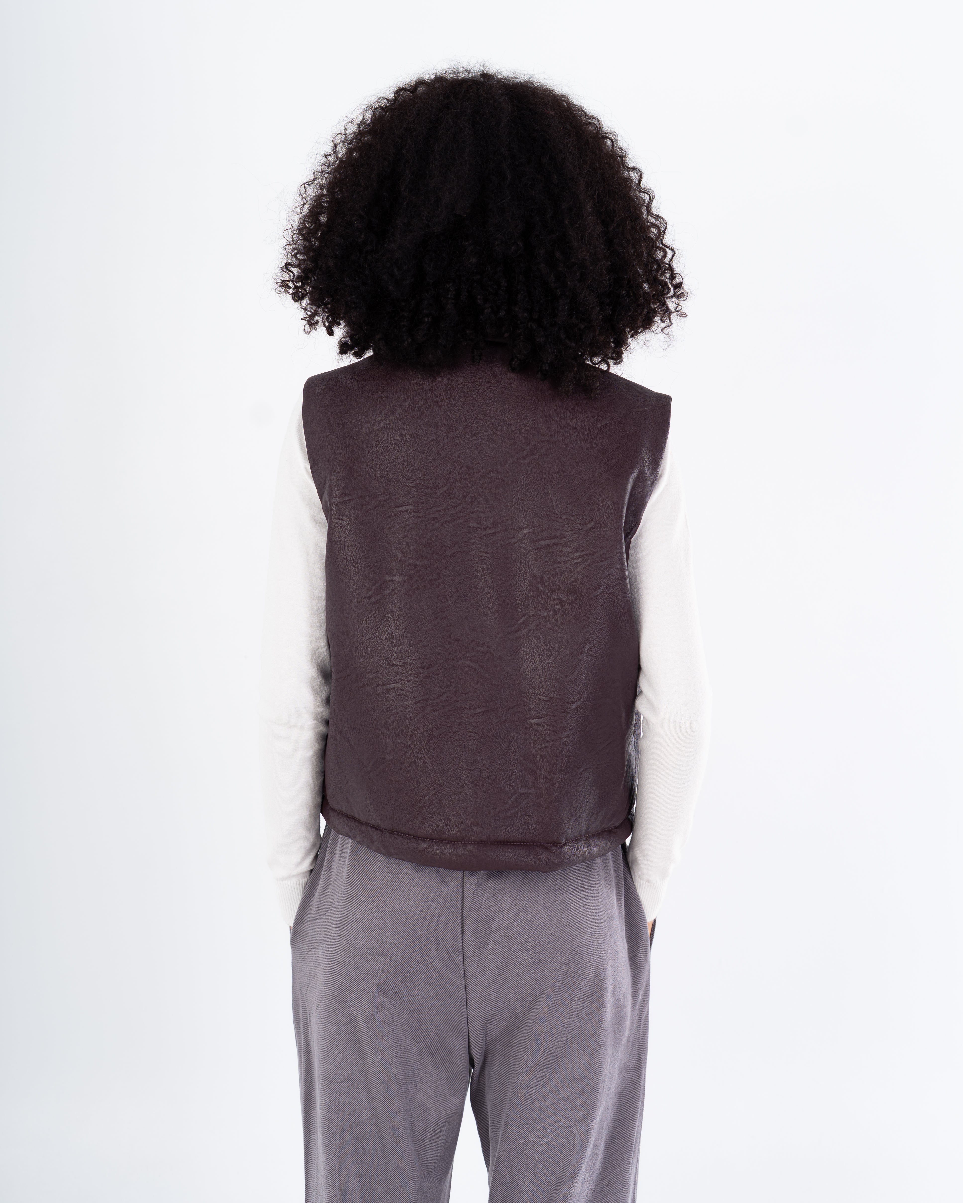 سترة جلدية قصيرة سادة – جيبان