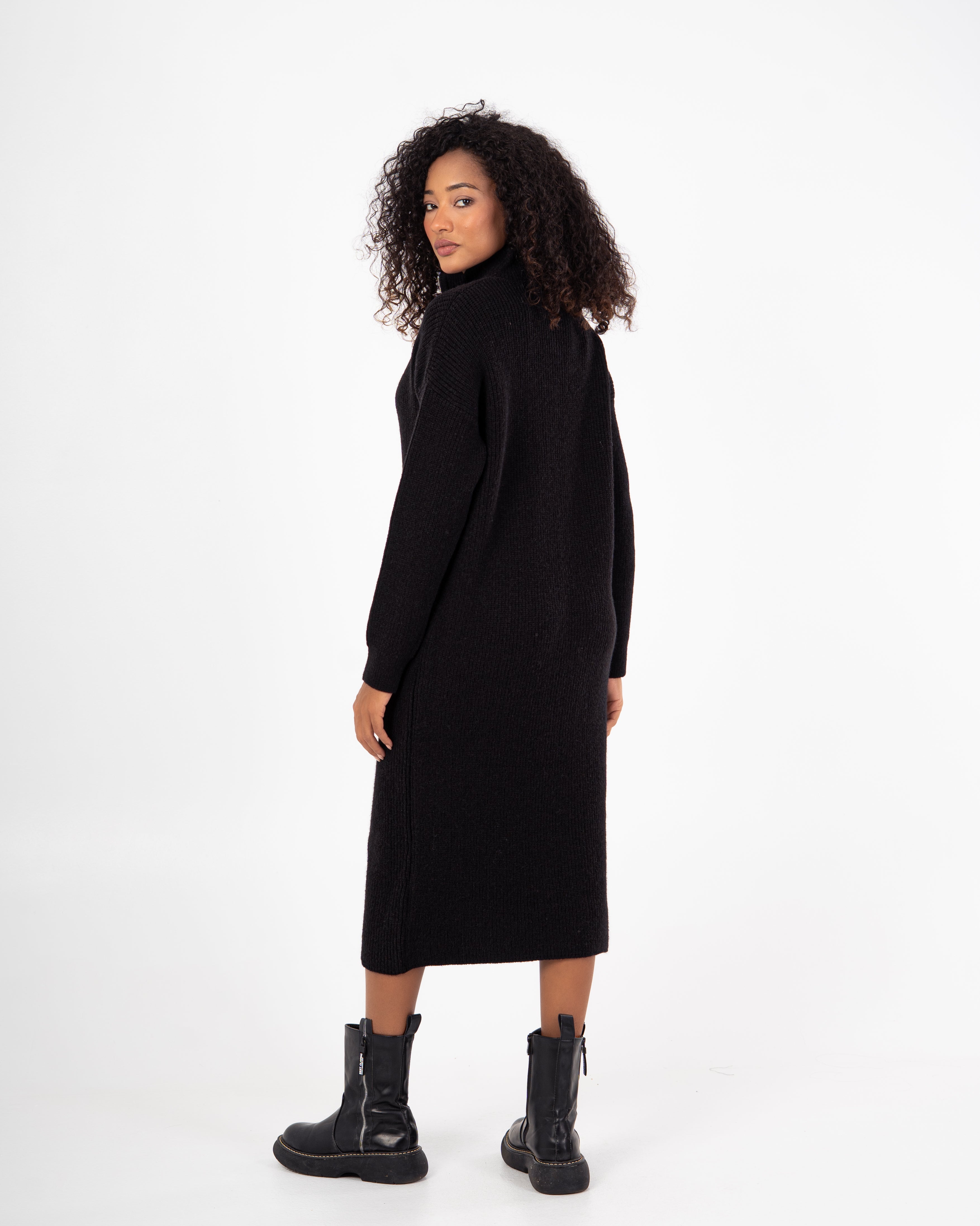 Knitwear Dress – Zipper Neckline