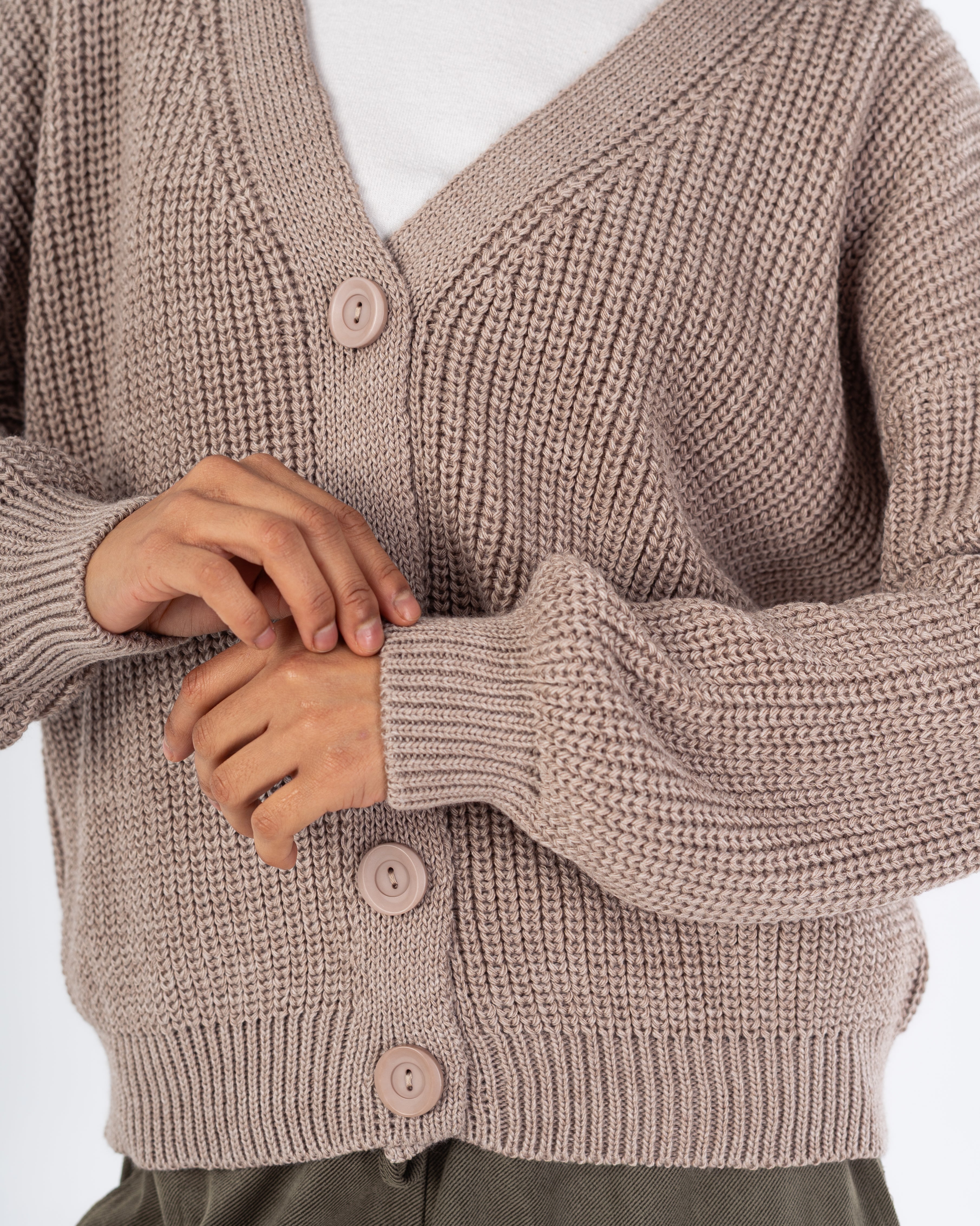 كارديجان واسع الرقبة – (4 أزرار)