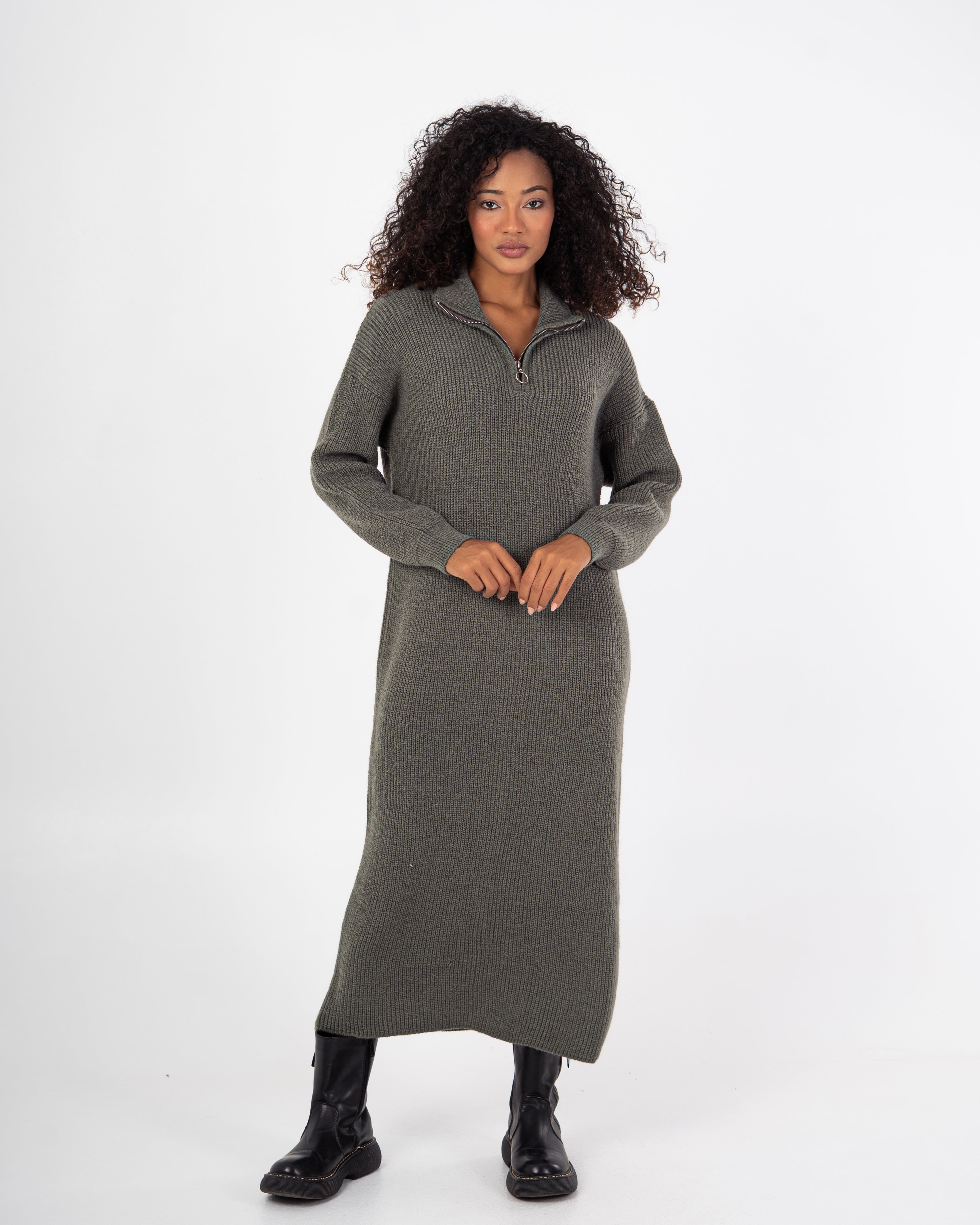 Knitwear Dress – Zipper Neckline