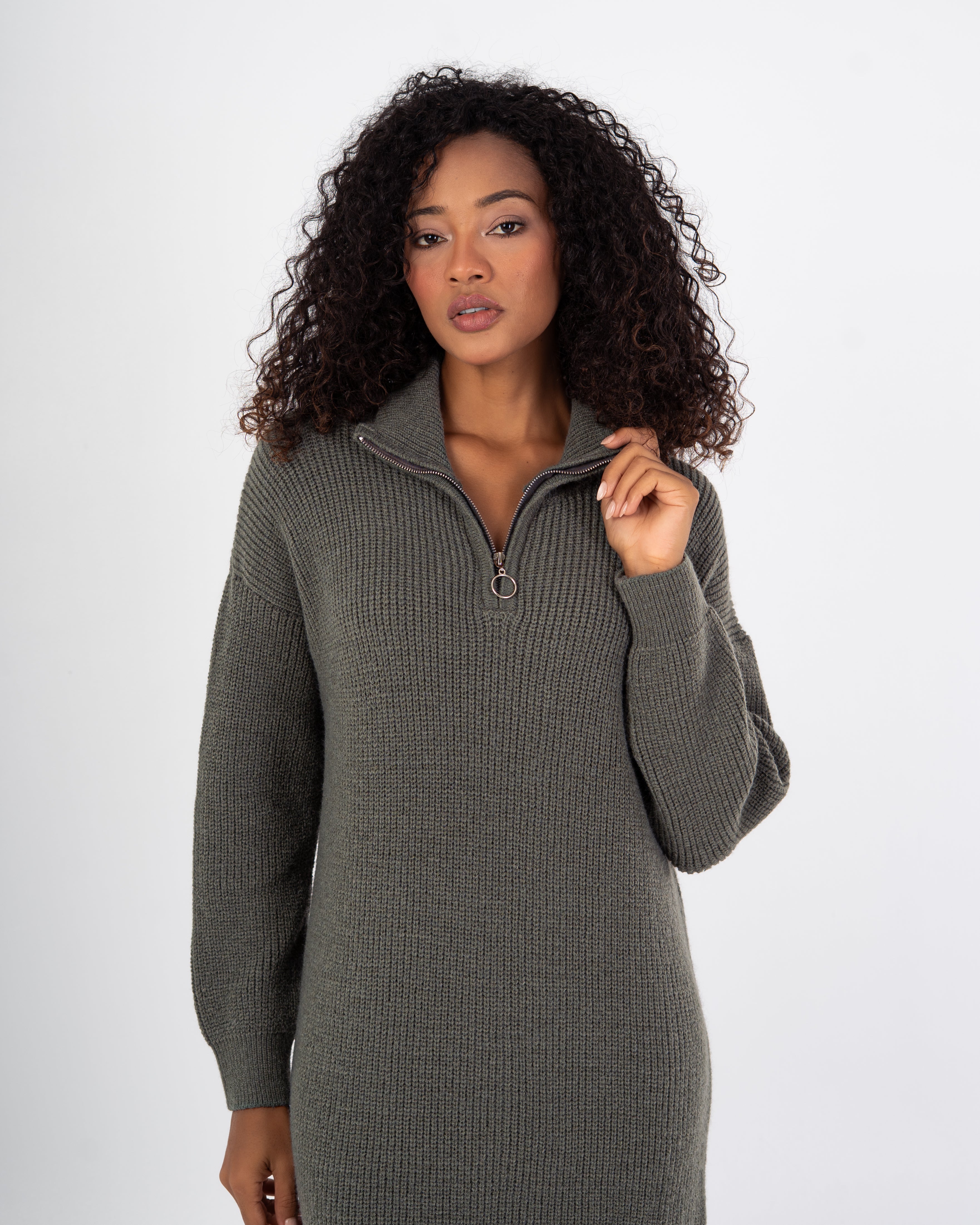 Knitwear Dress – Zipper Neckline