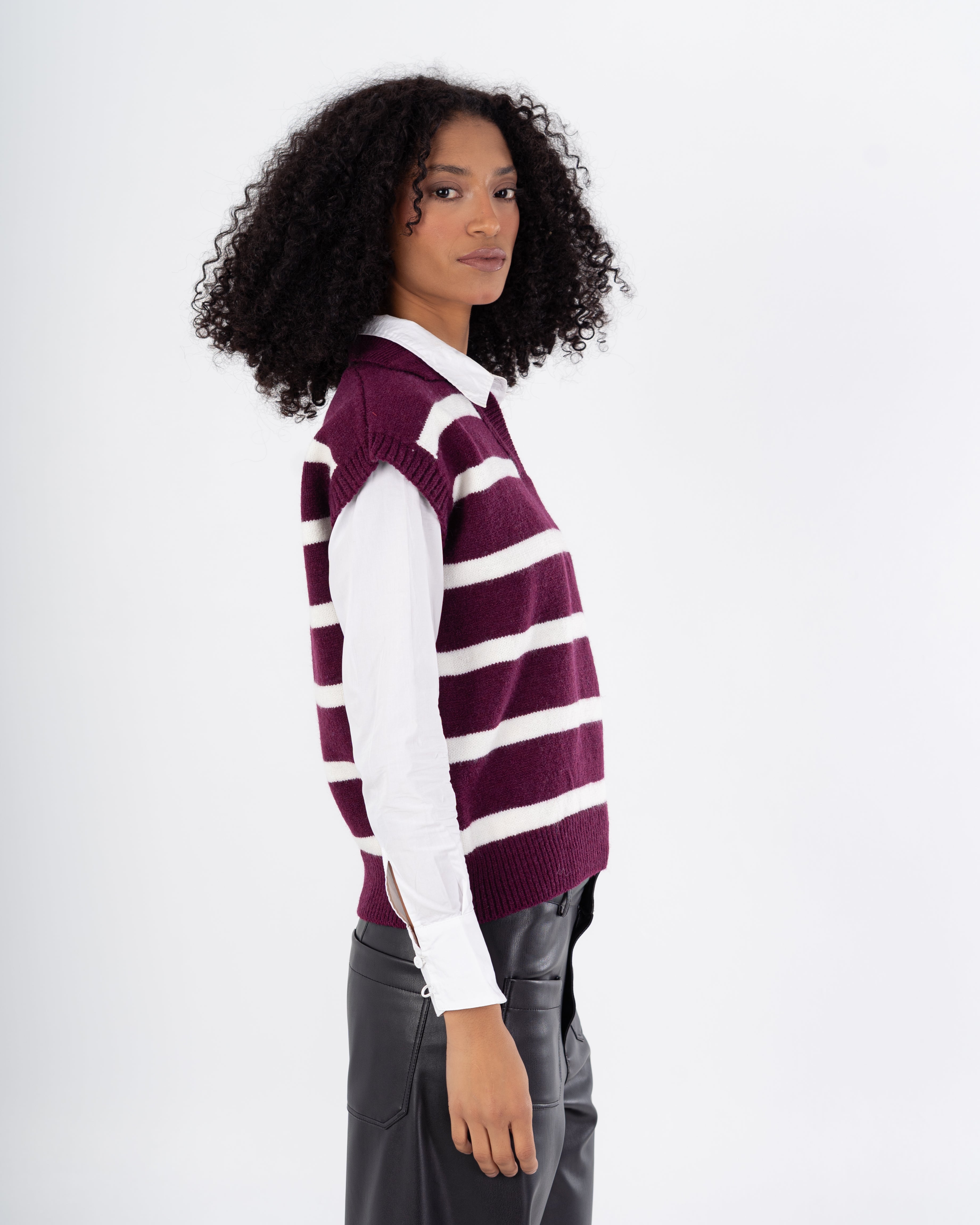 سترة محبوكة - رقبة مدورة (خطوط أفقية)