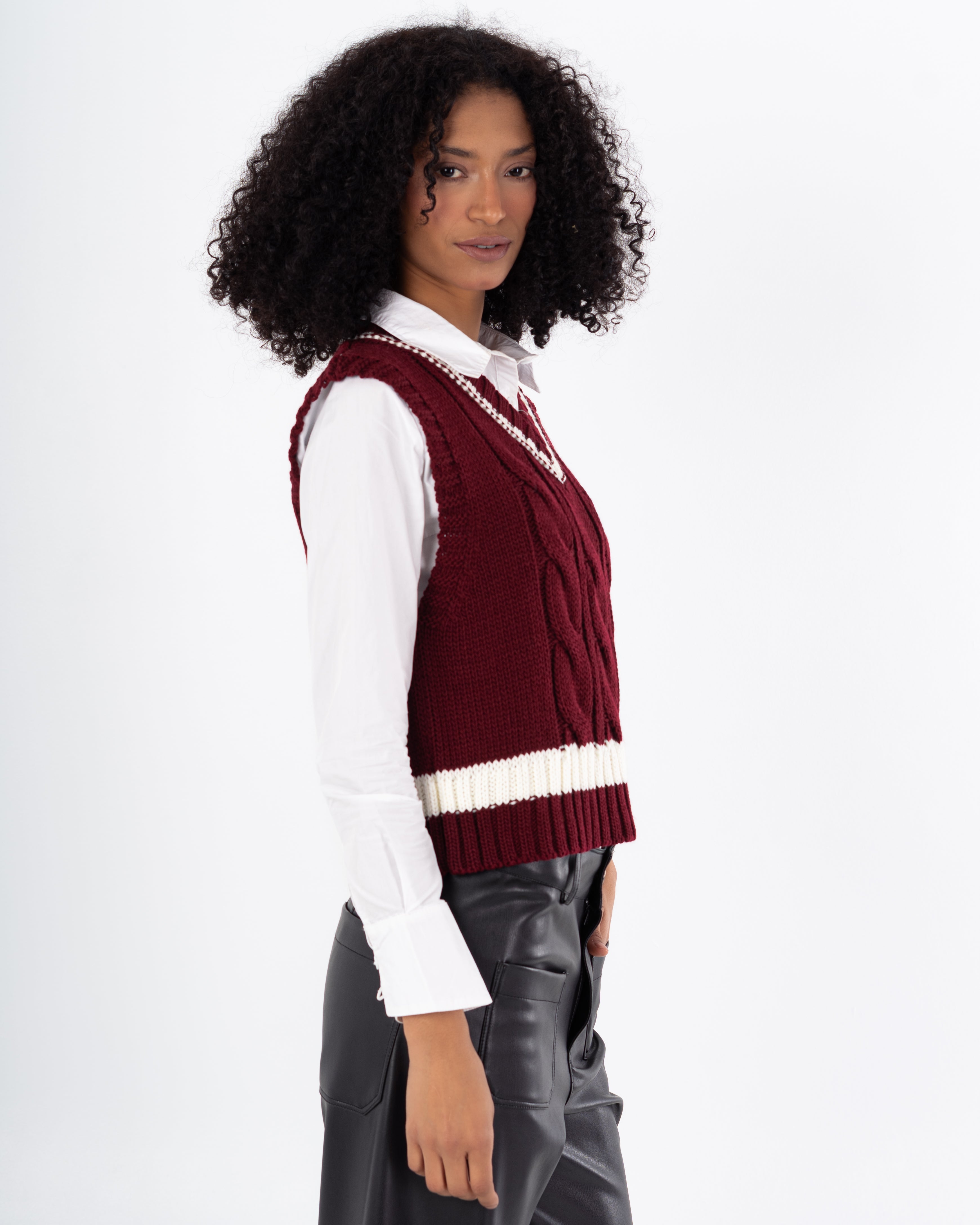 سترة محبوكة – مخططة في المنتصف (الخصر)