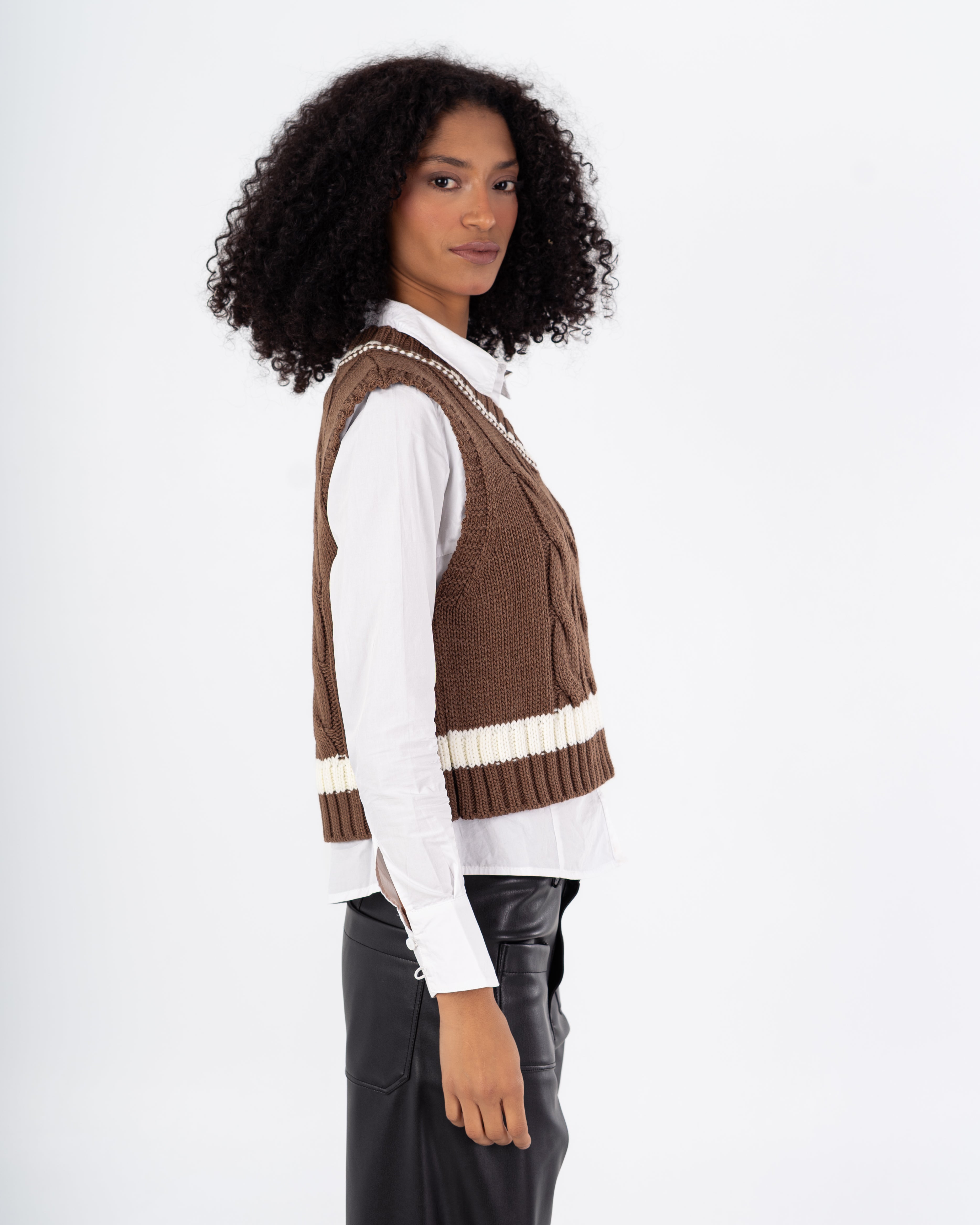 سترة محبوكة – مخططة في المنتصف (الخصر)