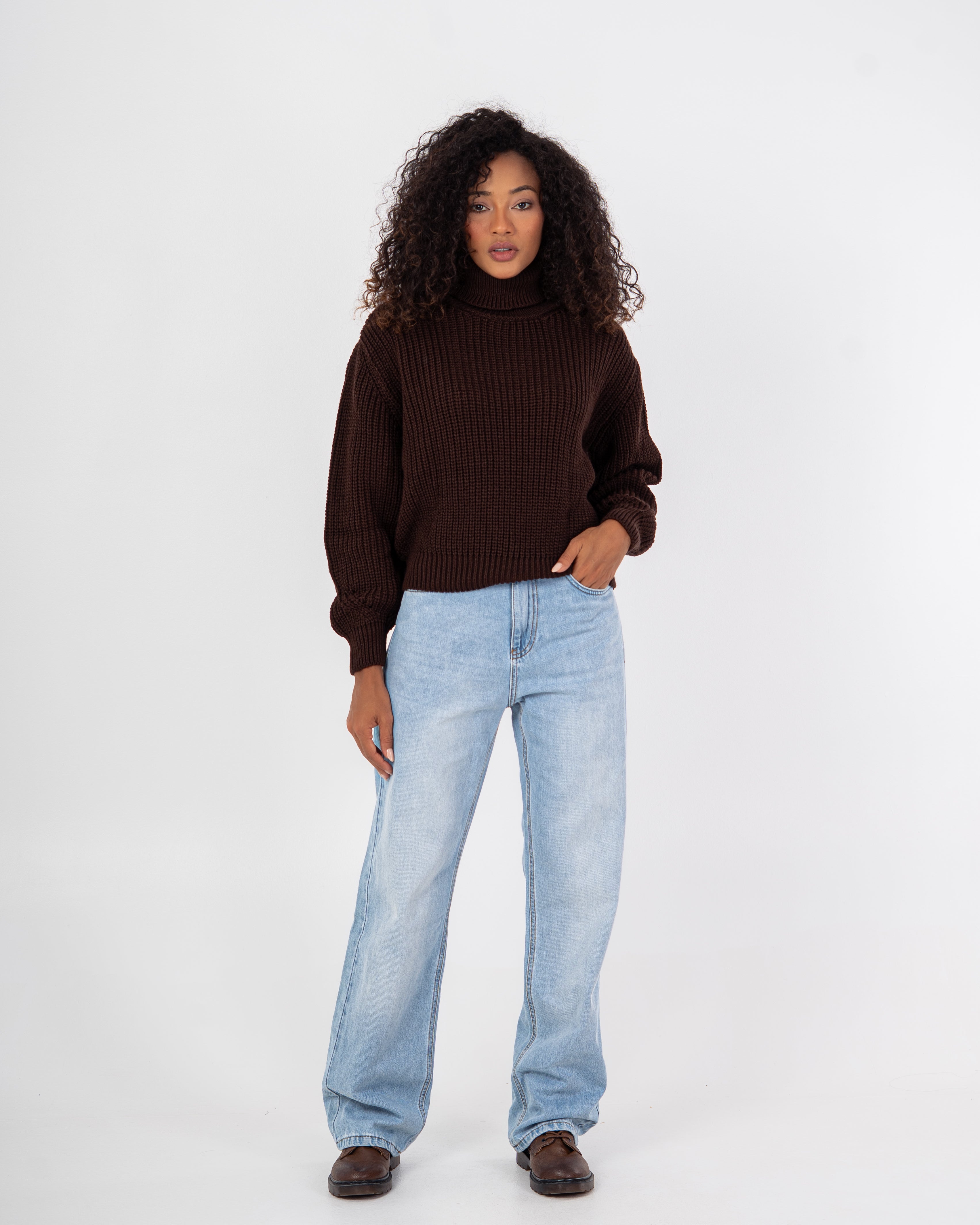 Knitwear Pullover – High Neck