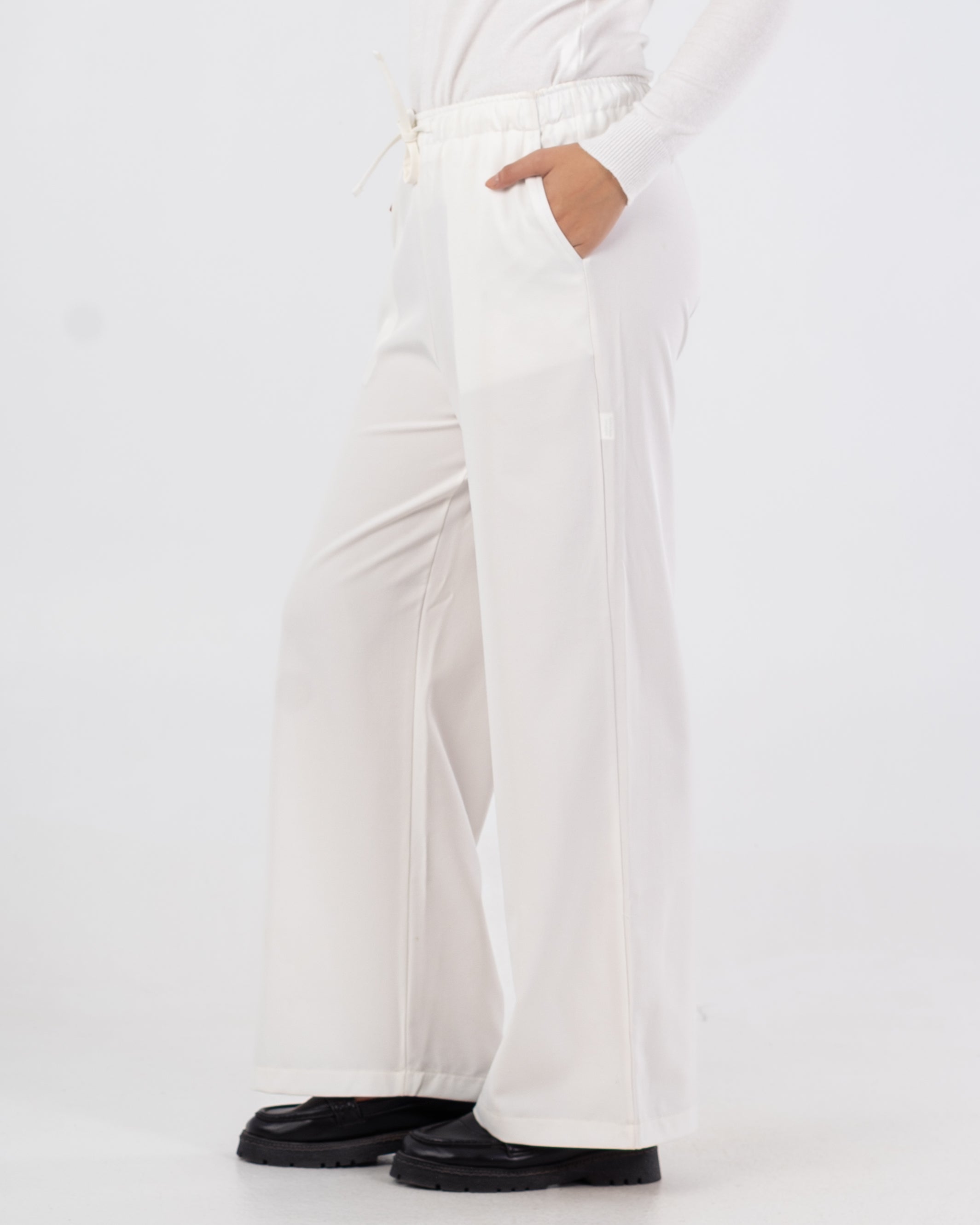 Classic Trouser With Drawstring – (Wide Leg)