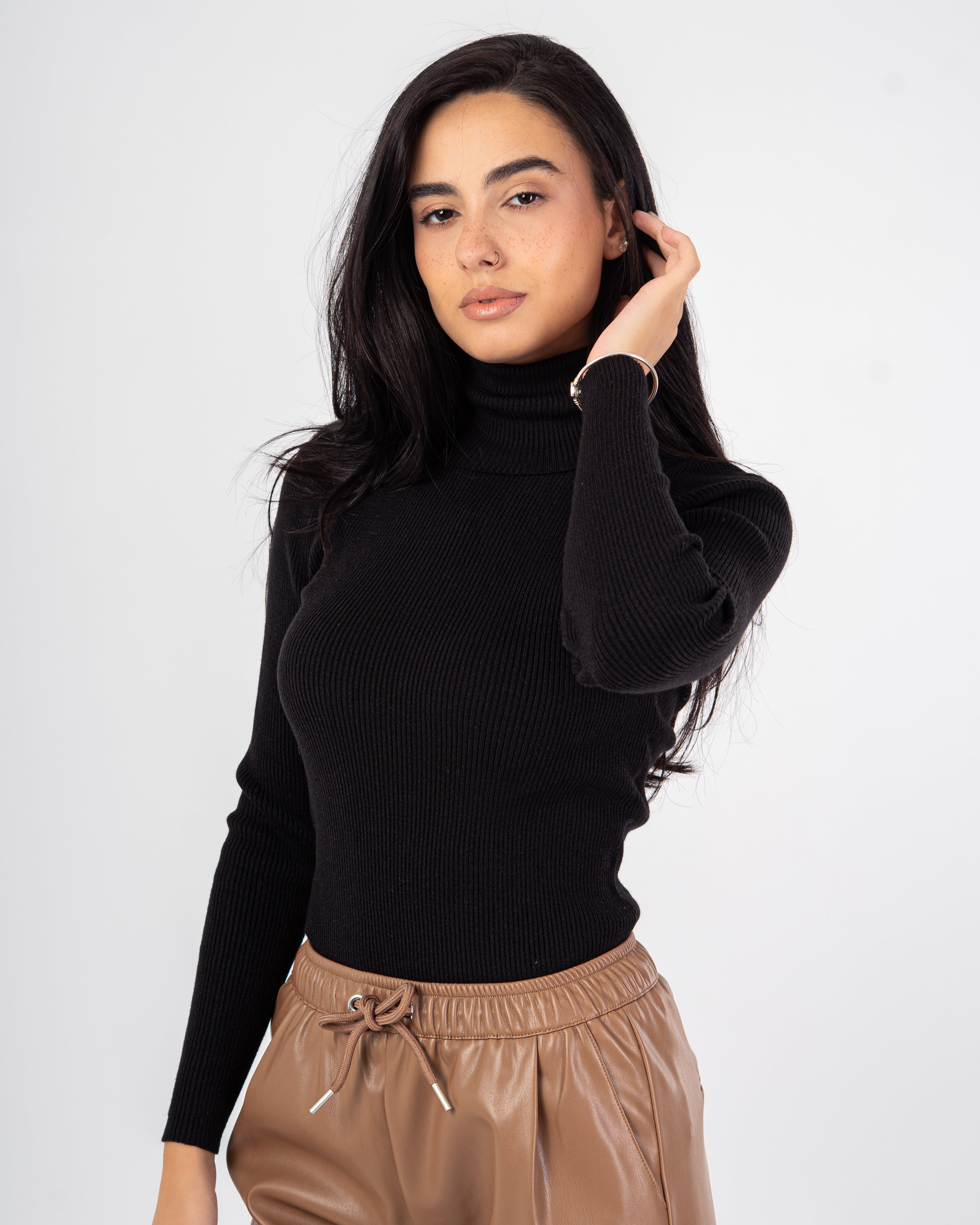 Basic Plain – High Neck