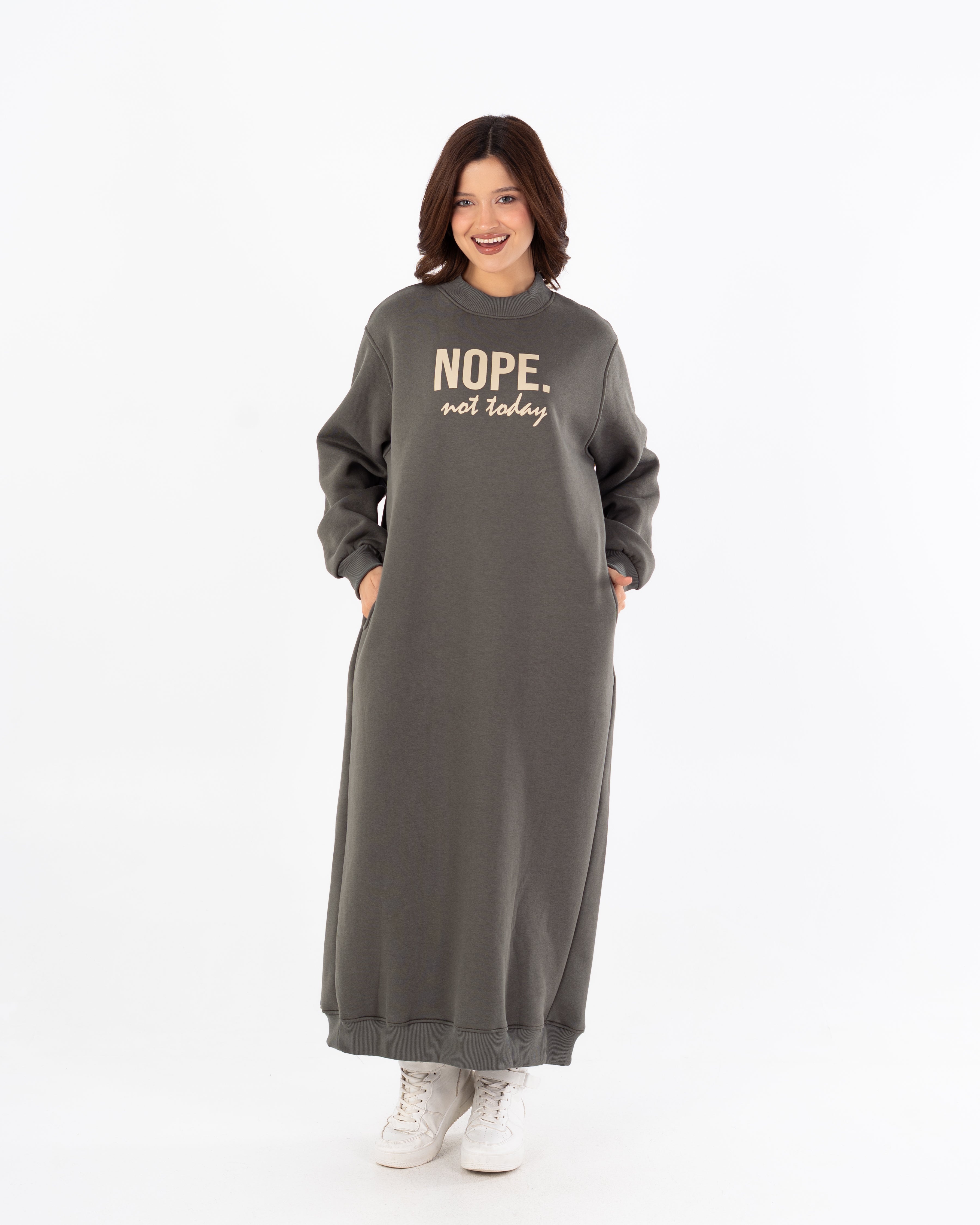 فستان ميلتون – نص على الصدر (طويل)