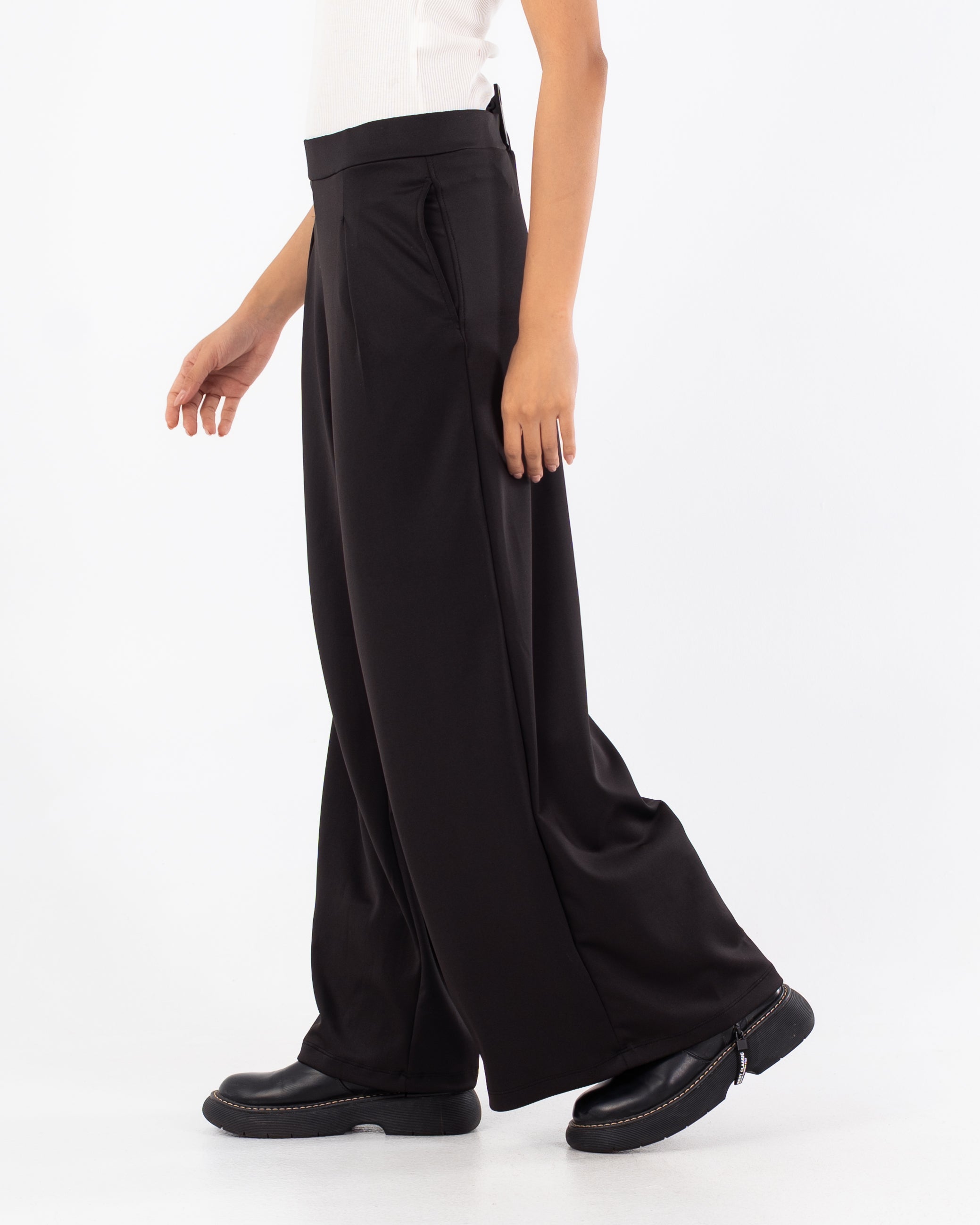 بنطلون سادة - واسع الساق (جيوب مشقوقة)