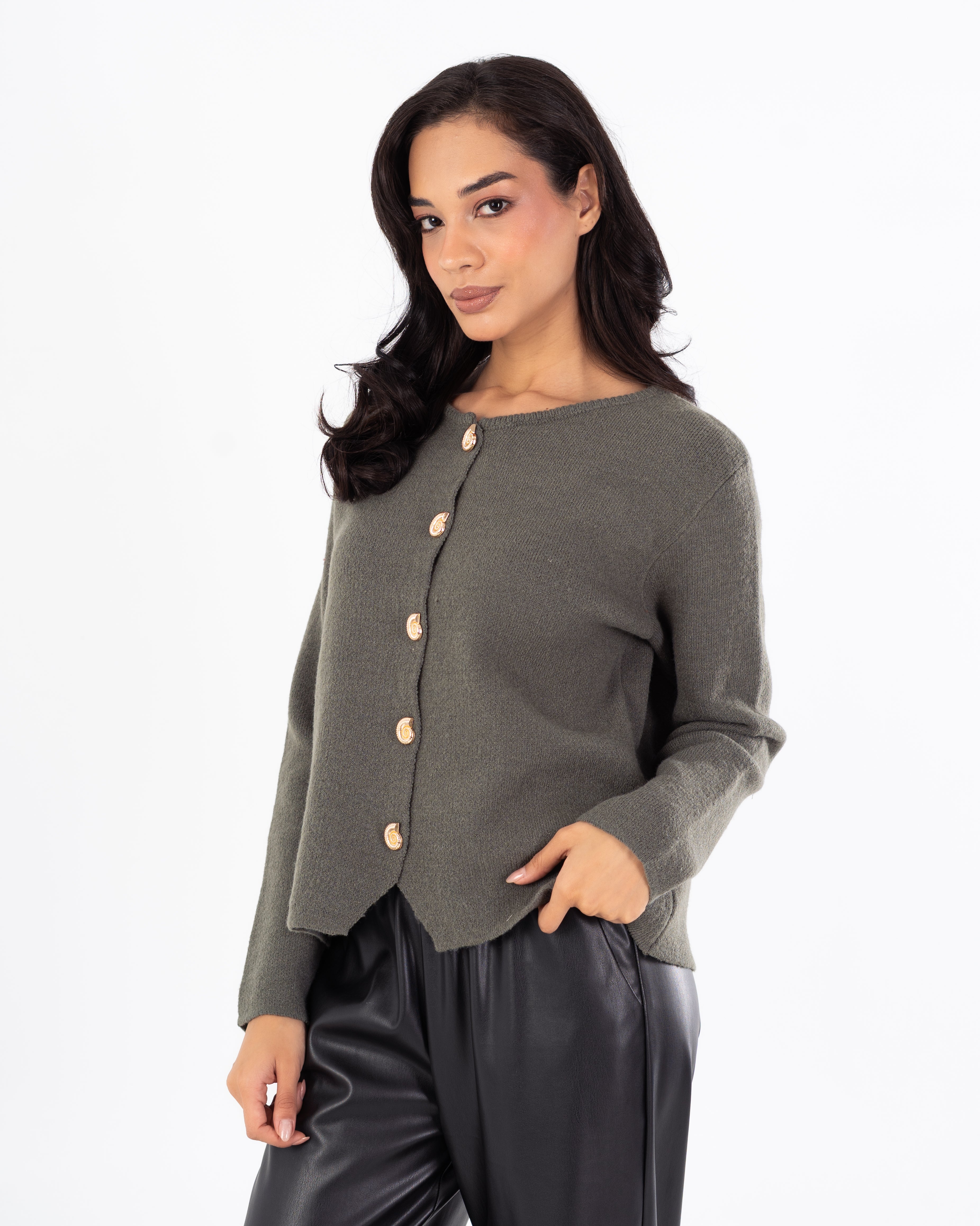 بلوفر تريكو سادة (أزرار ذهبية)