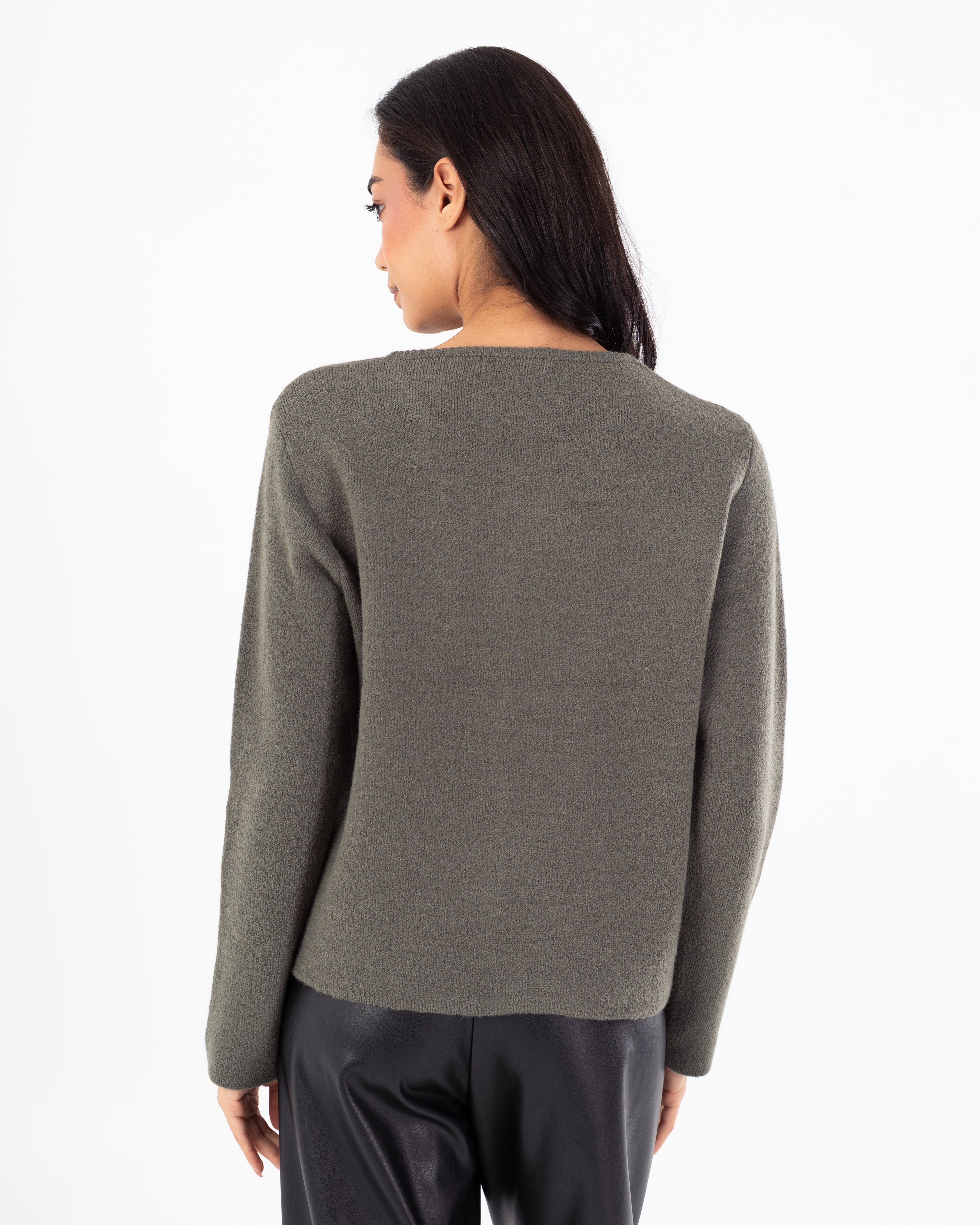 بلوفر تريكو سادة (أزرار ذهبية)