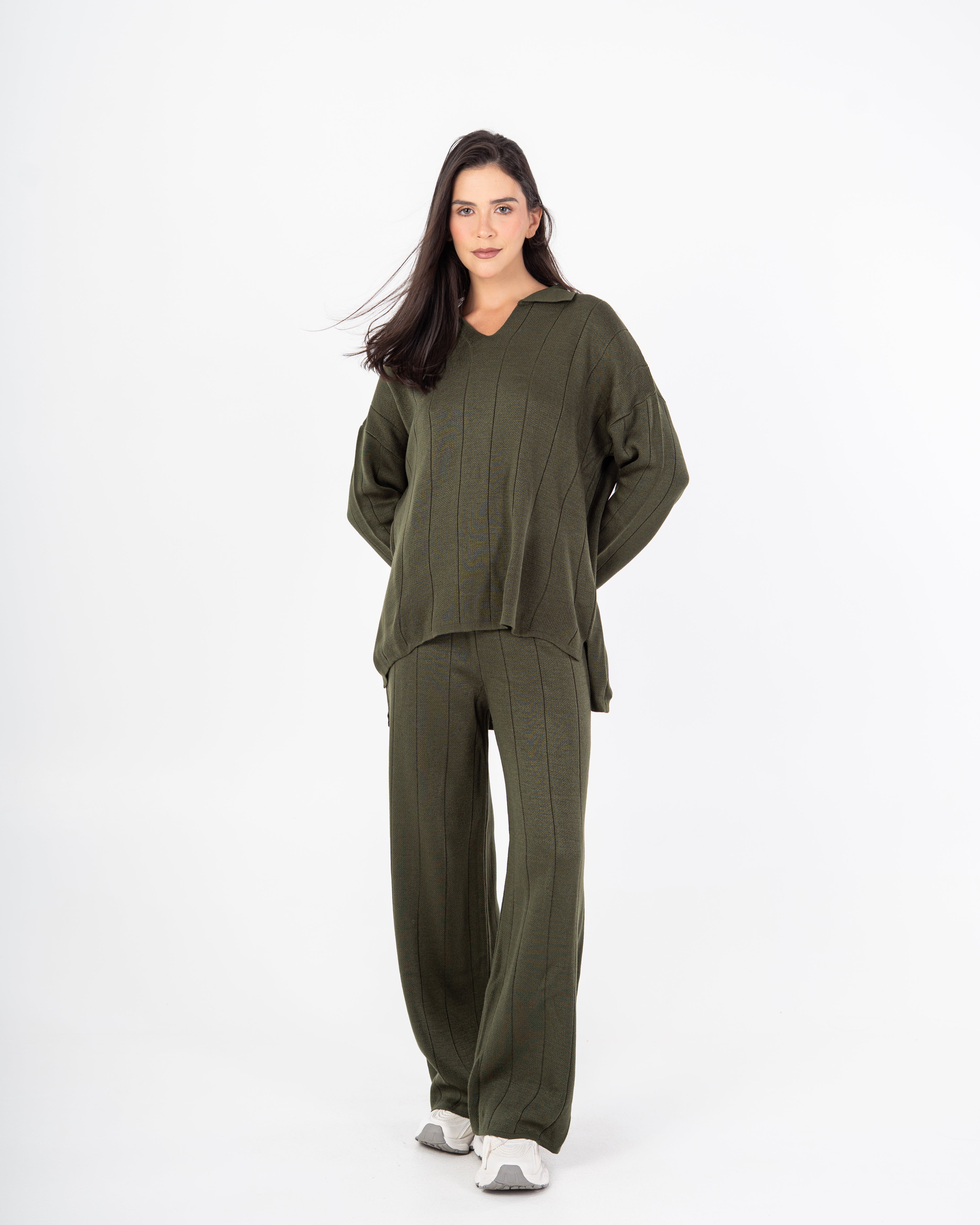 بدلة محبوكة سادة (مع ياقة)