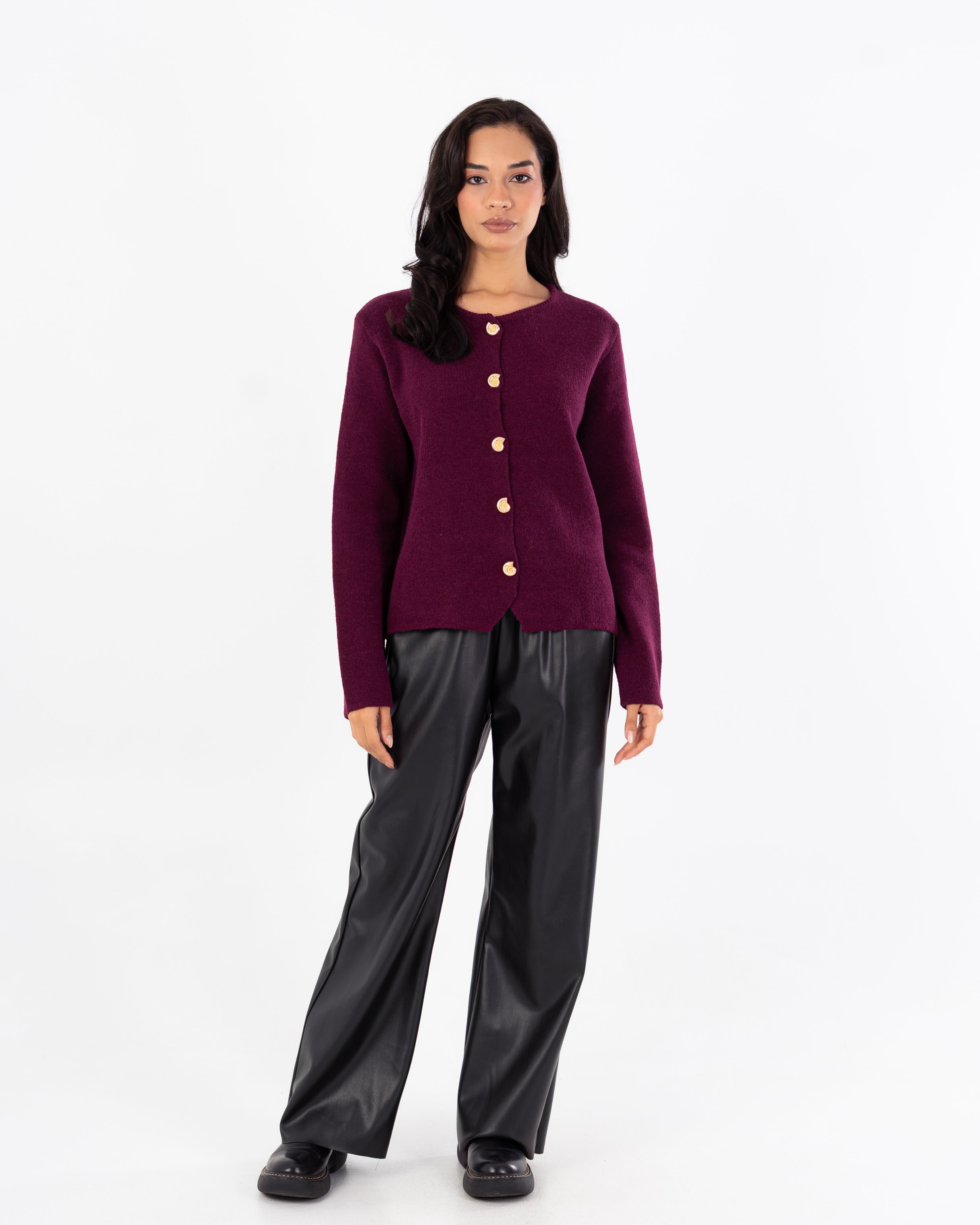 بلوفر تريكو سادة (أزرار ذهبية)