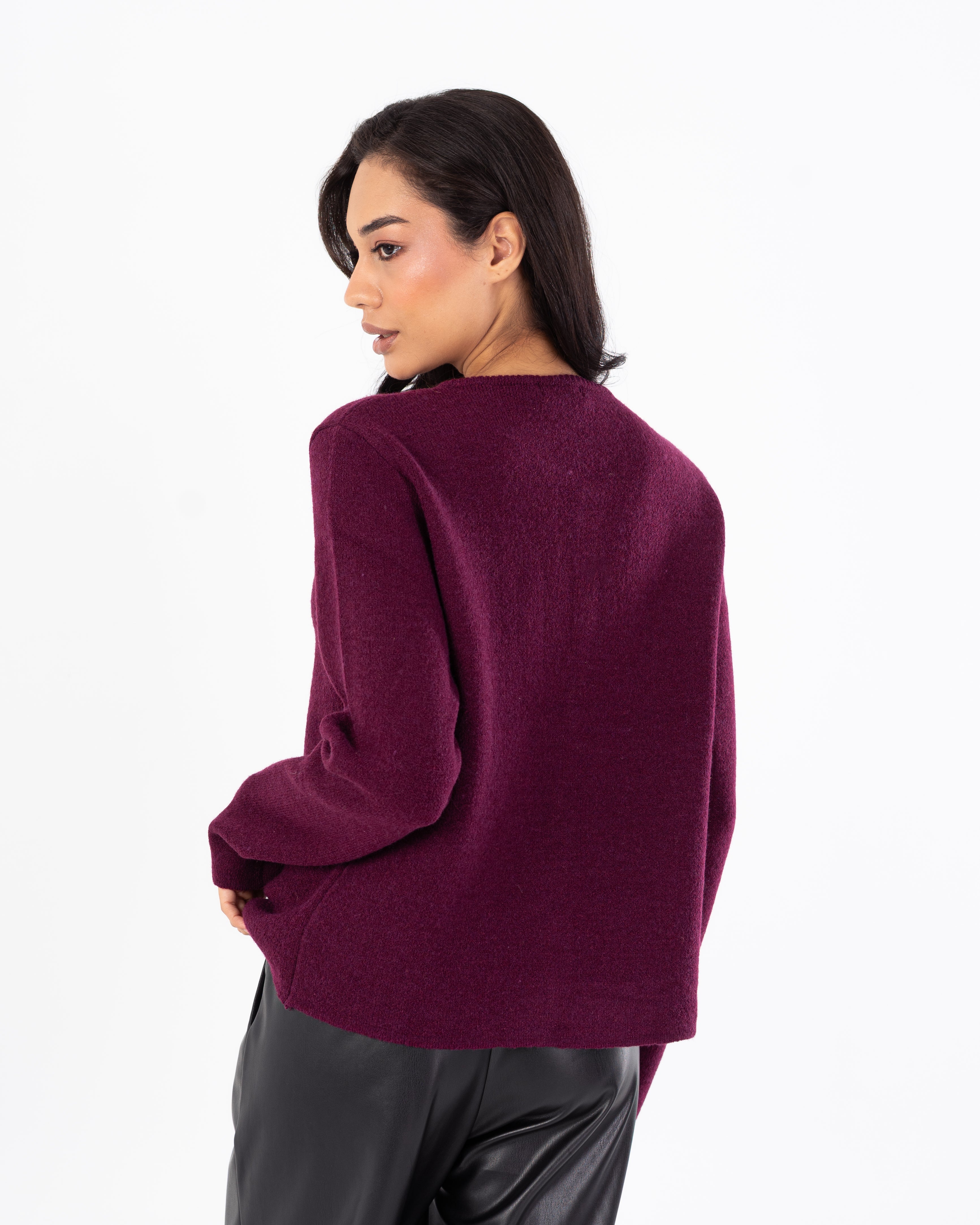 بلوفر تريكو سادة (أزرار ذهبية)