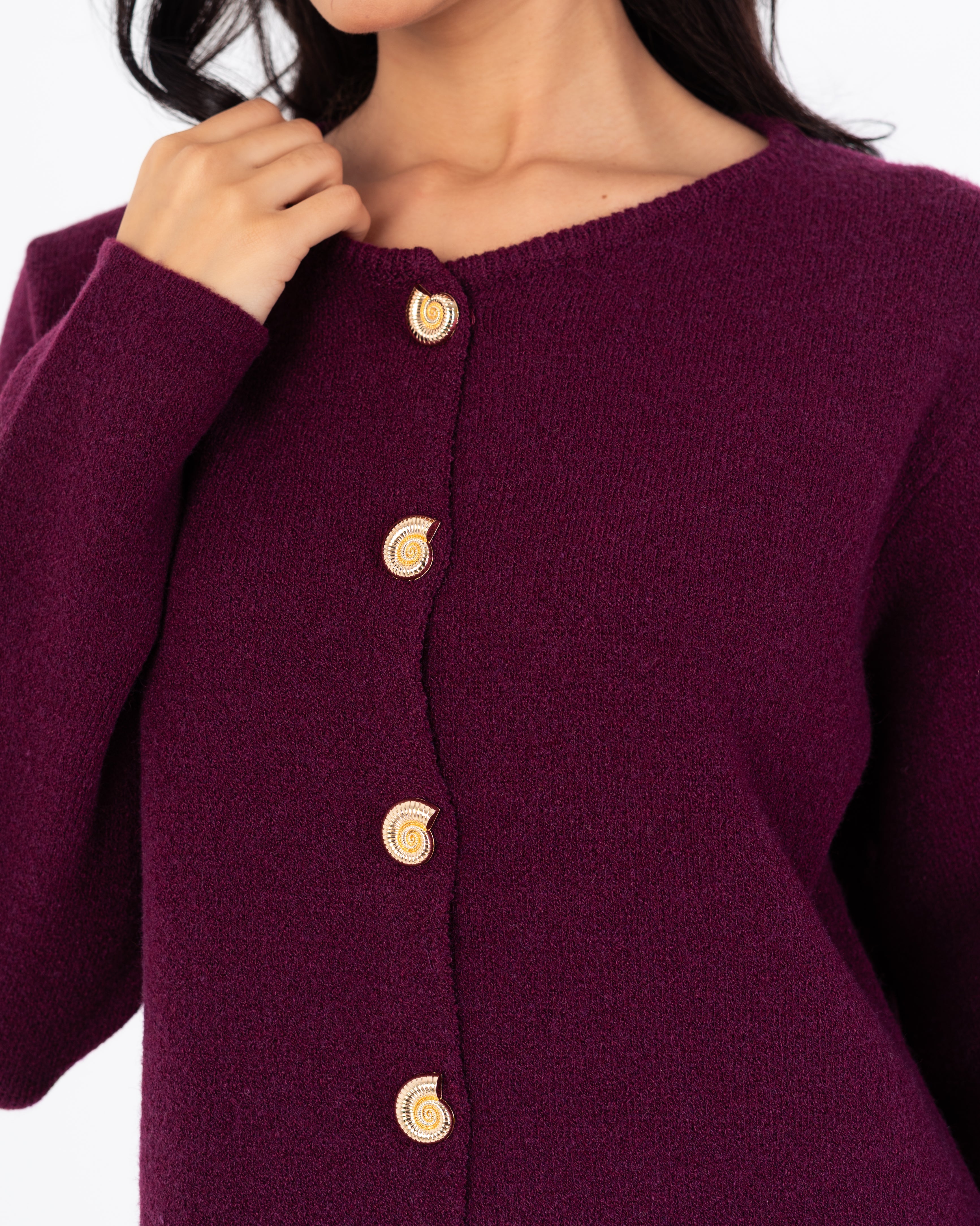 بلوفر تريكو سادة (أزرار ذهبية)