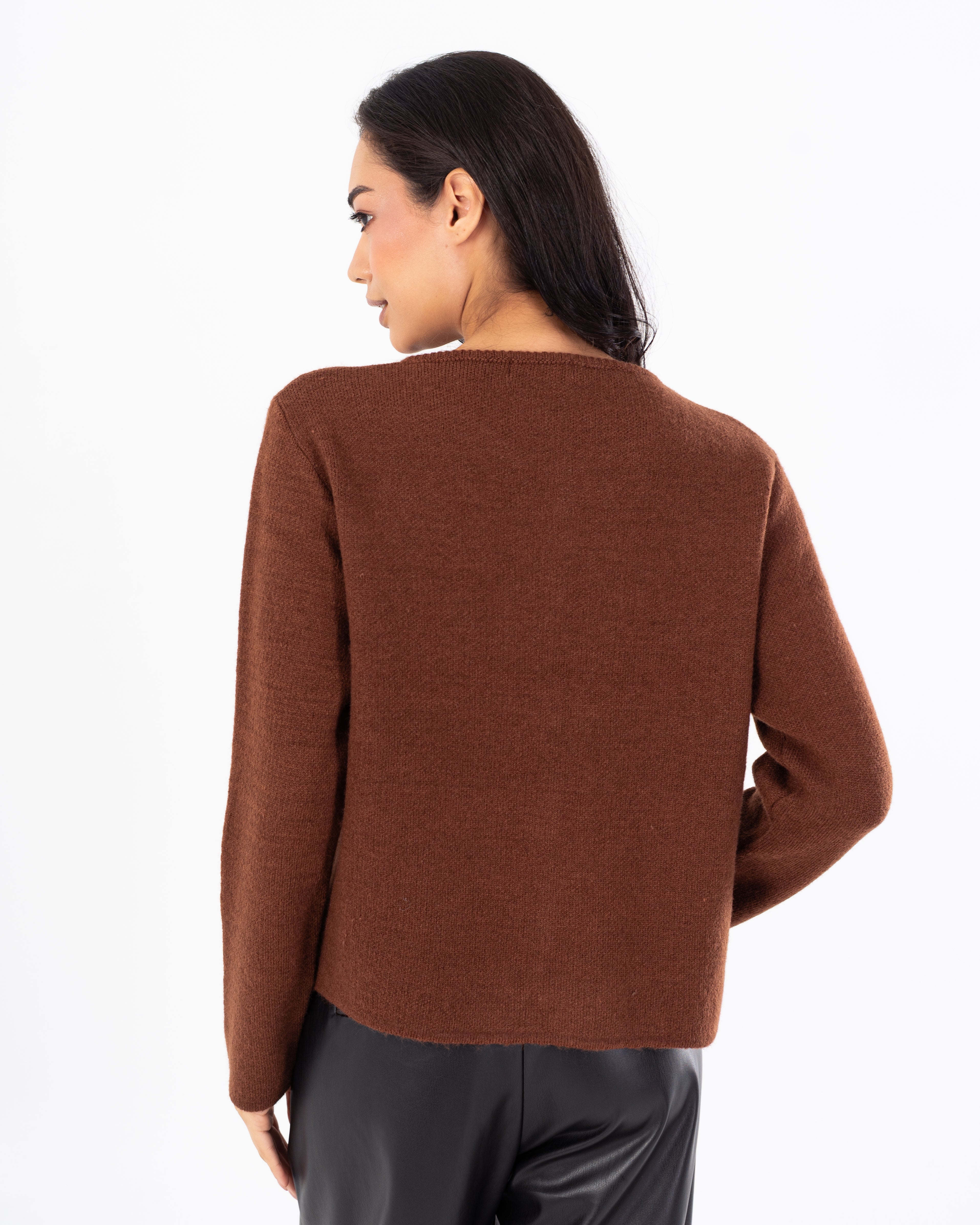 بلوفر تريكو سادة (أزرار ذهبية)