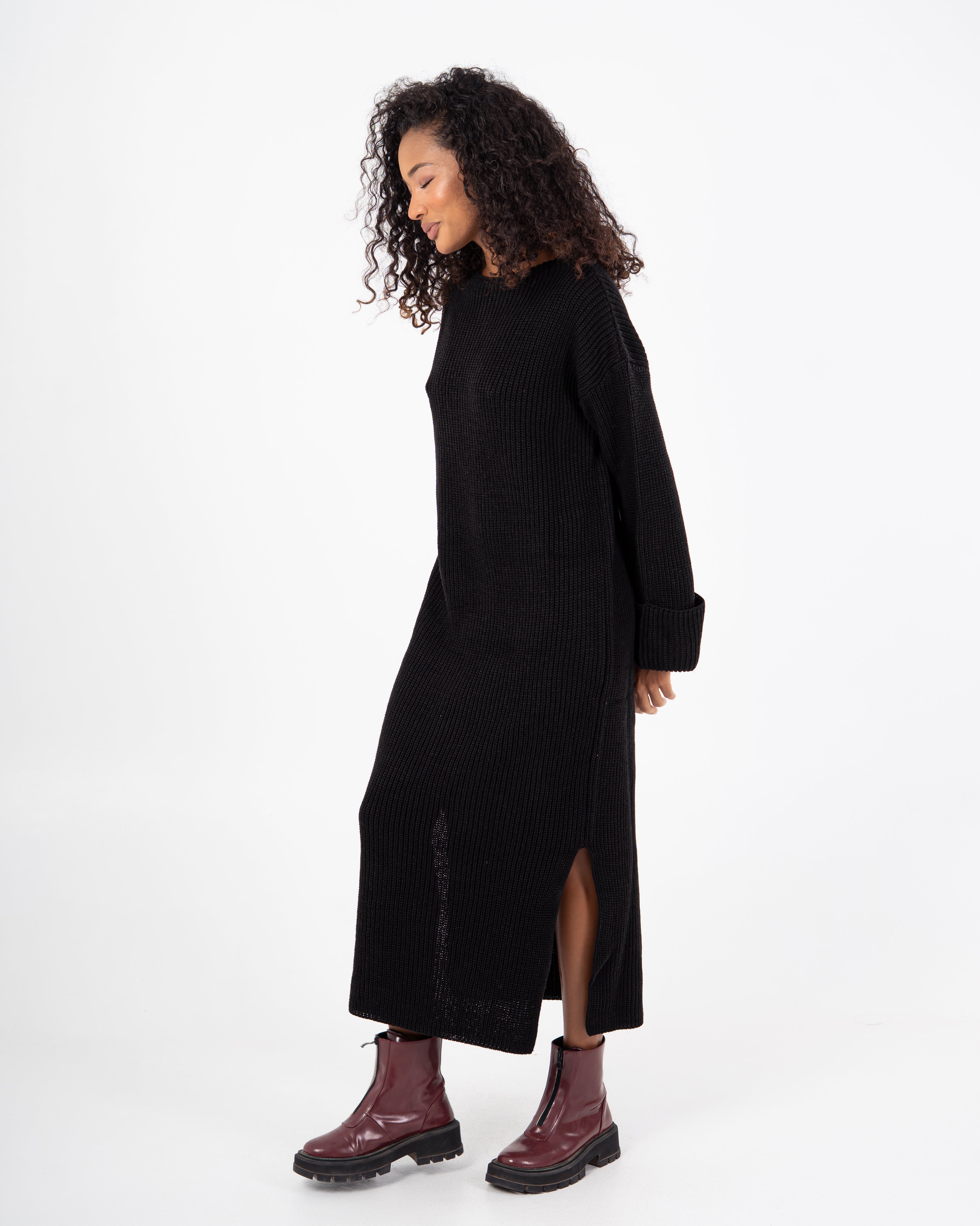 Knitwear Dress – Plain With Folded Sleeves