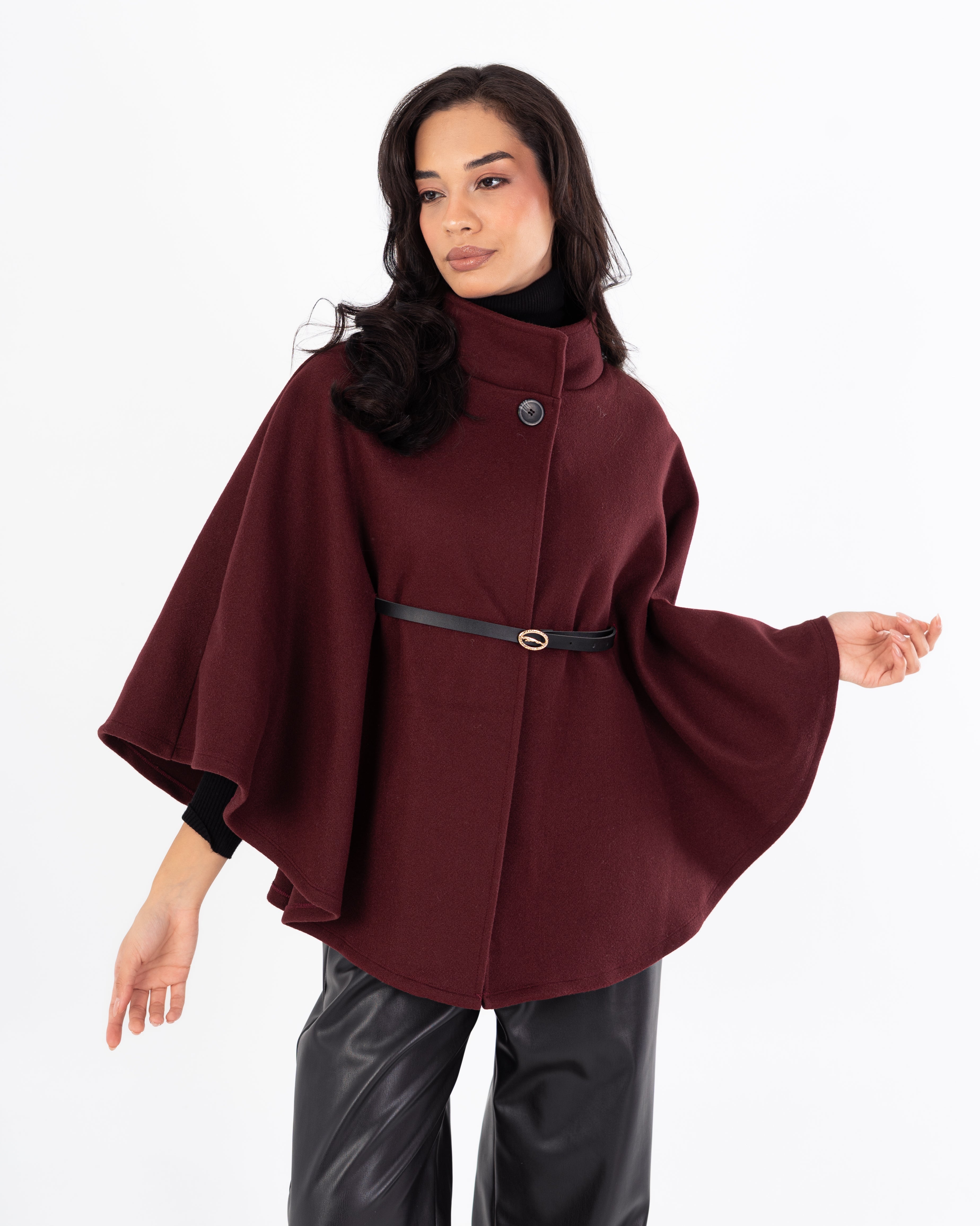 بلوفر بدون أكمام مع حزام