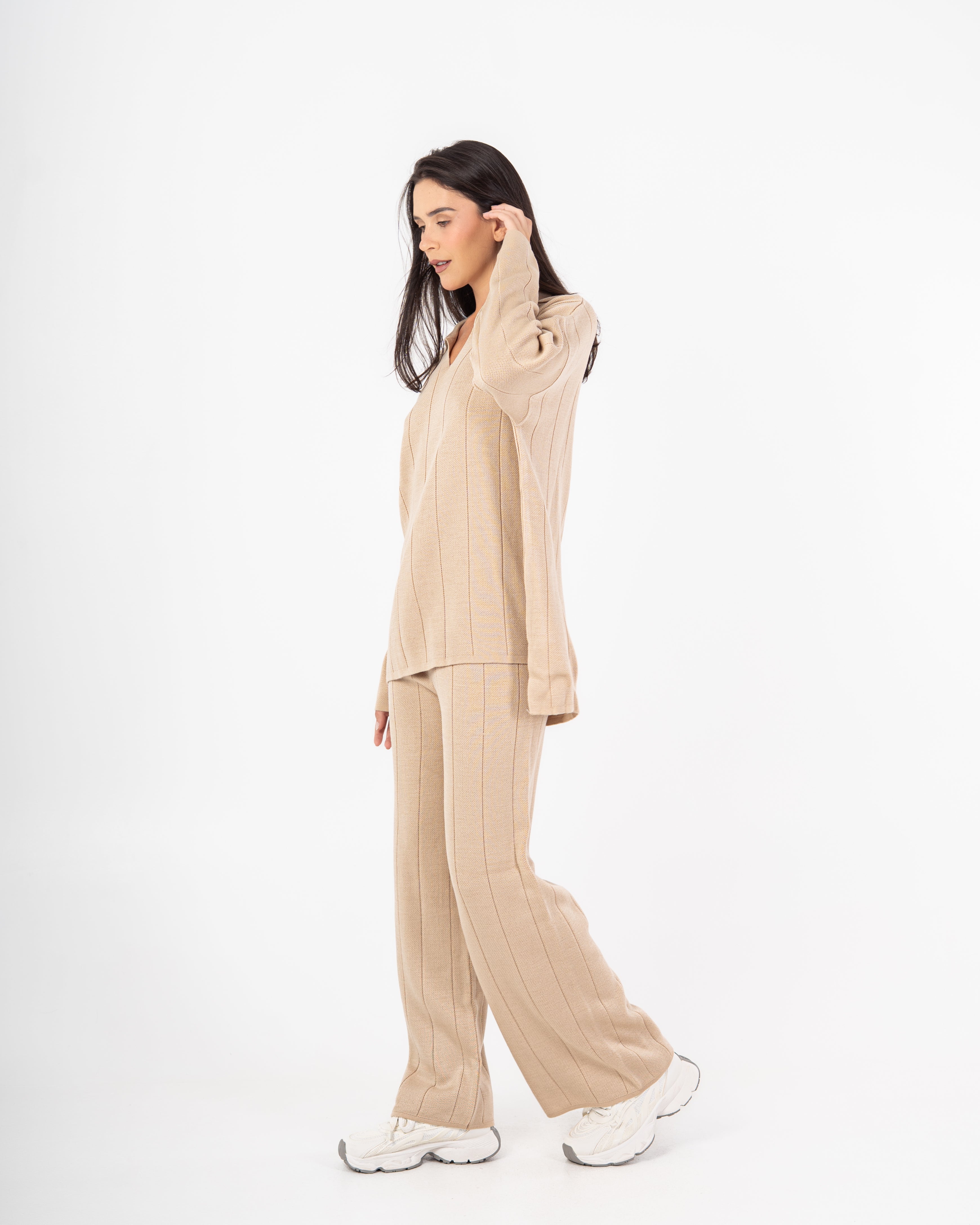 بدلة محبوكة سادة (مع ياقة)