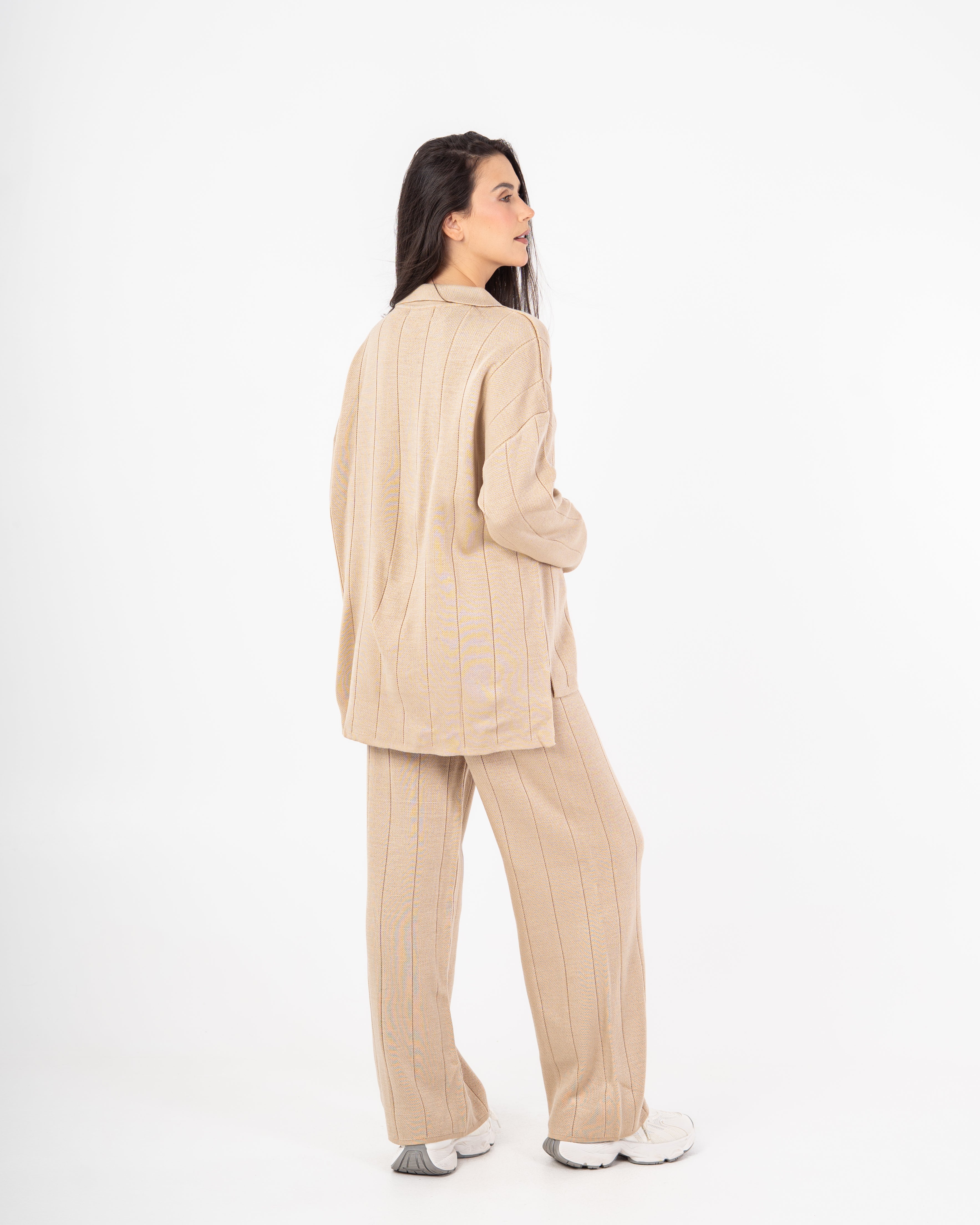 بدلة محبوكة سادة (مع ياقة)