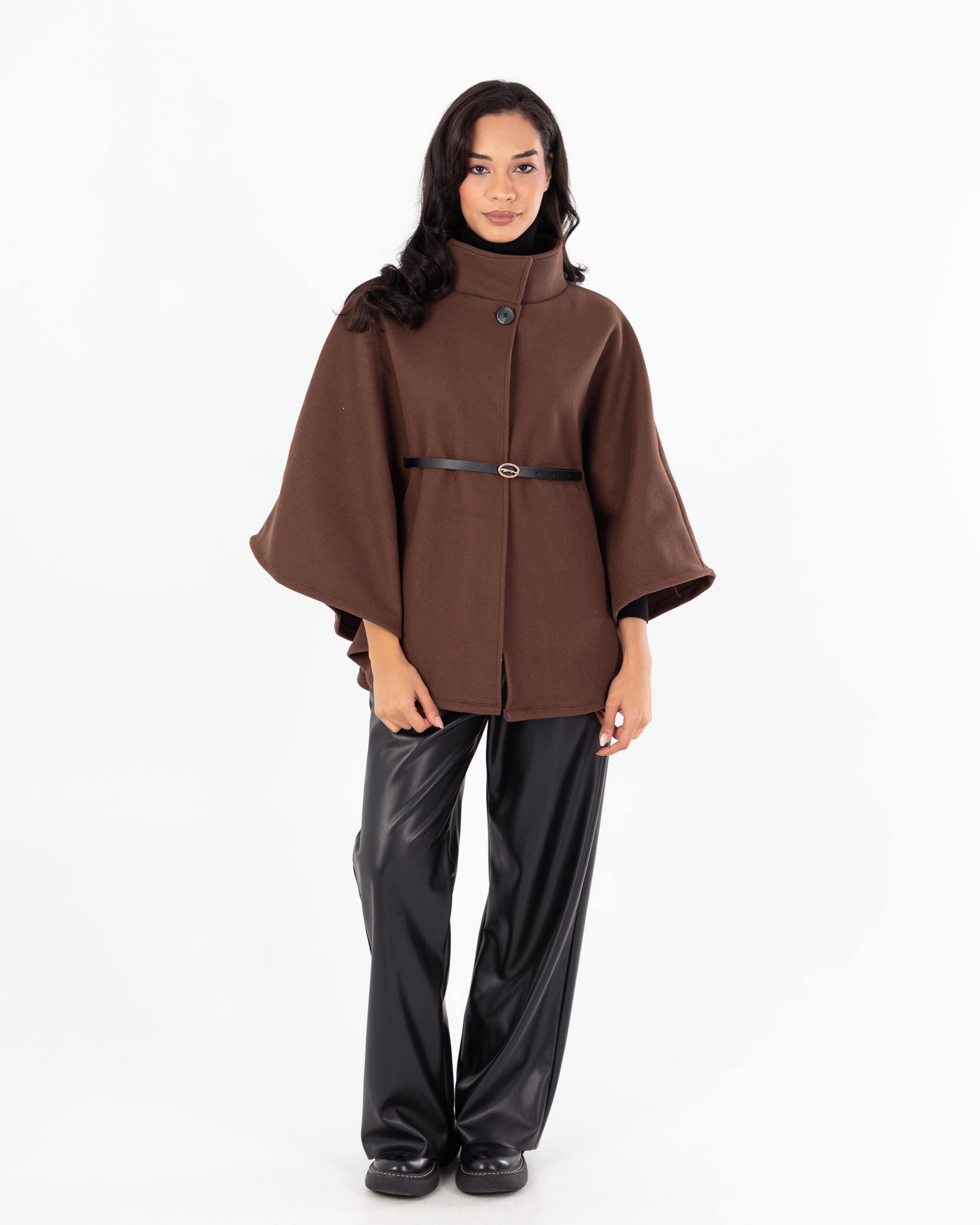 بلوفر بدون أكمام مع حزام