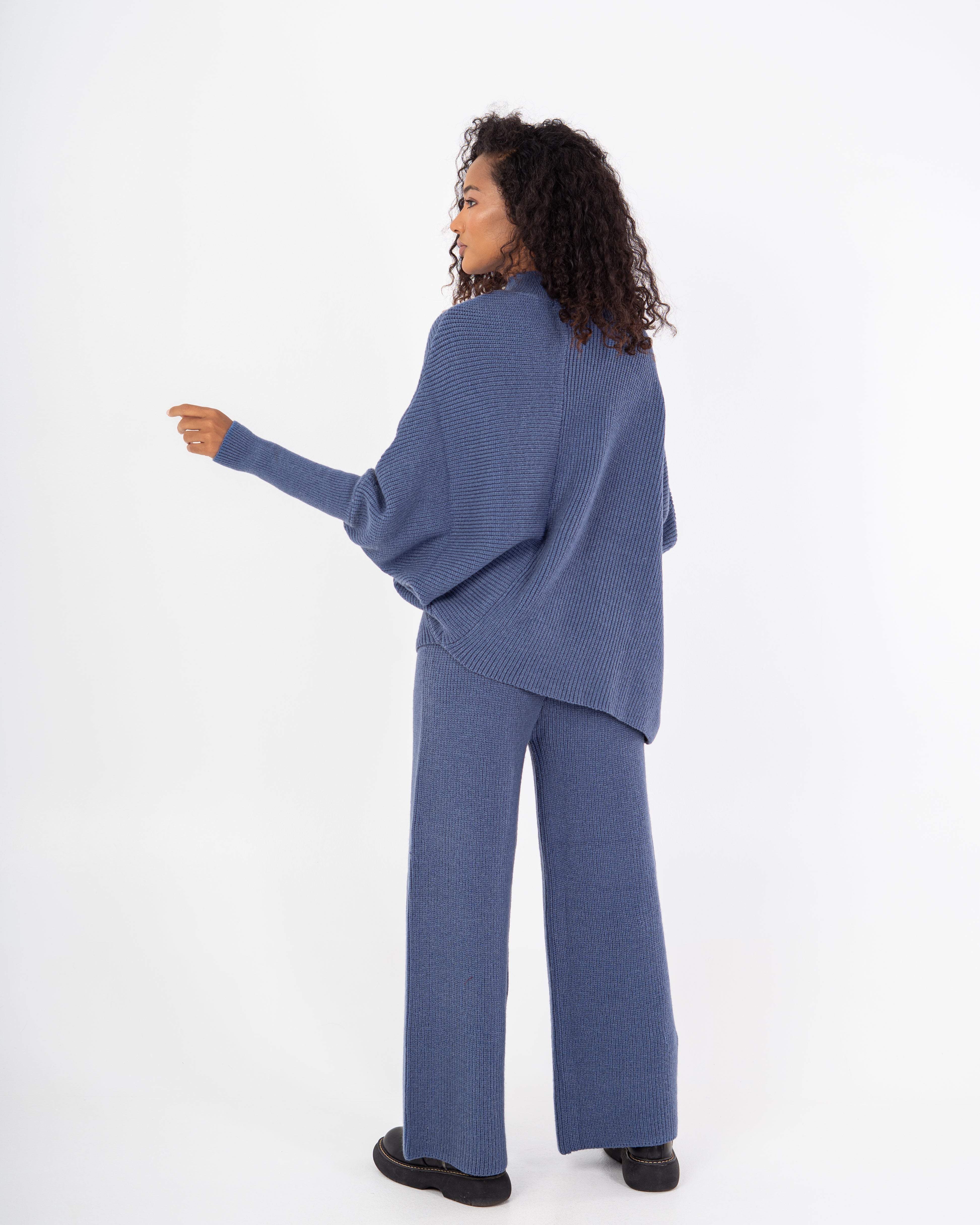 سويت شيرت محبوك – سادة (بلوفر طويل)