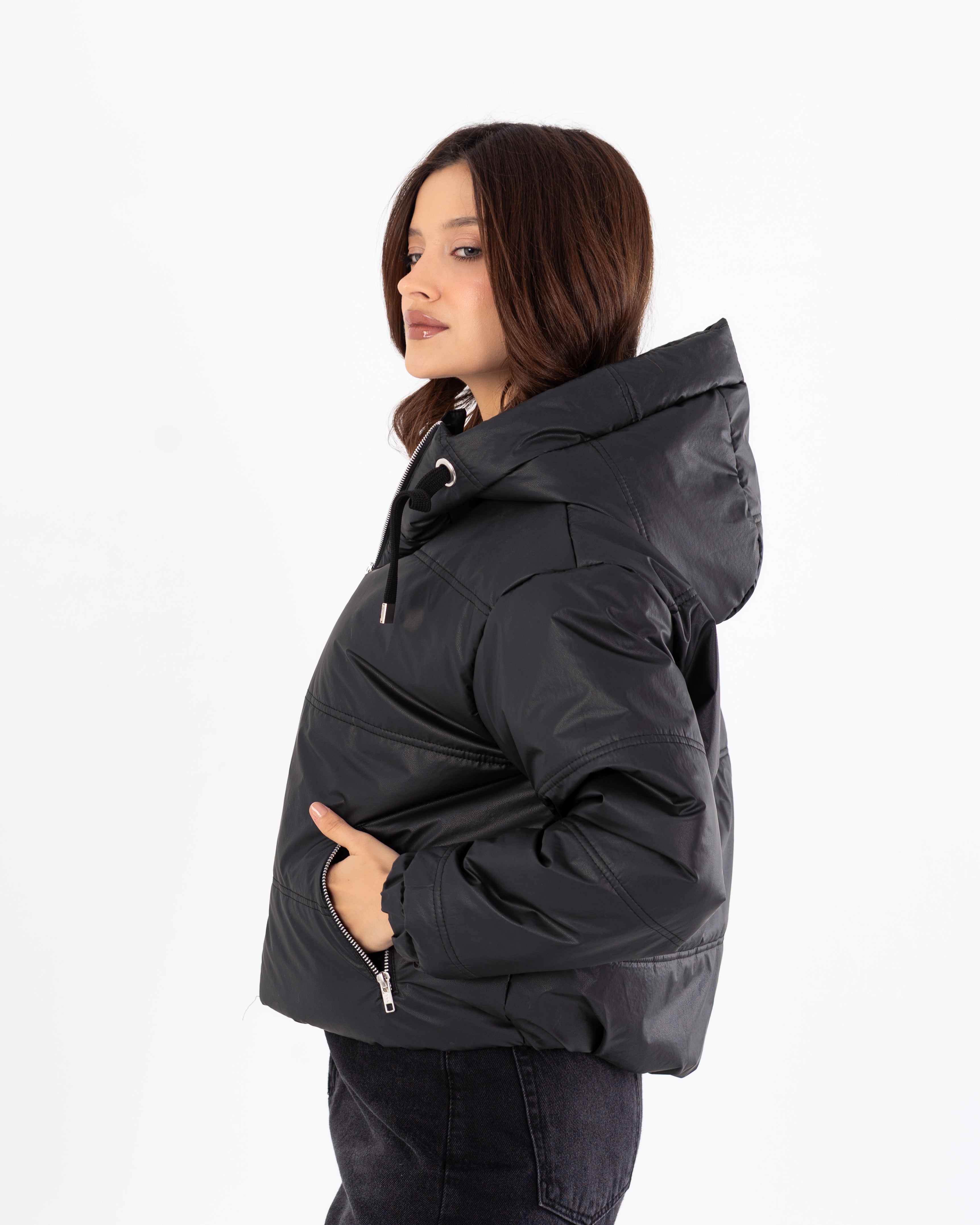 Short Leather Jacket – Hooded (Zipper Pocket)