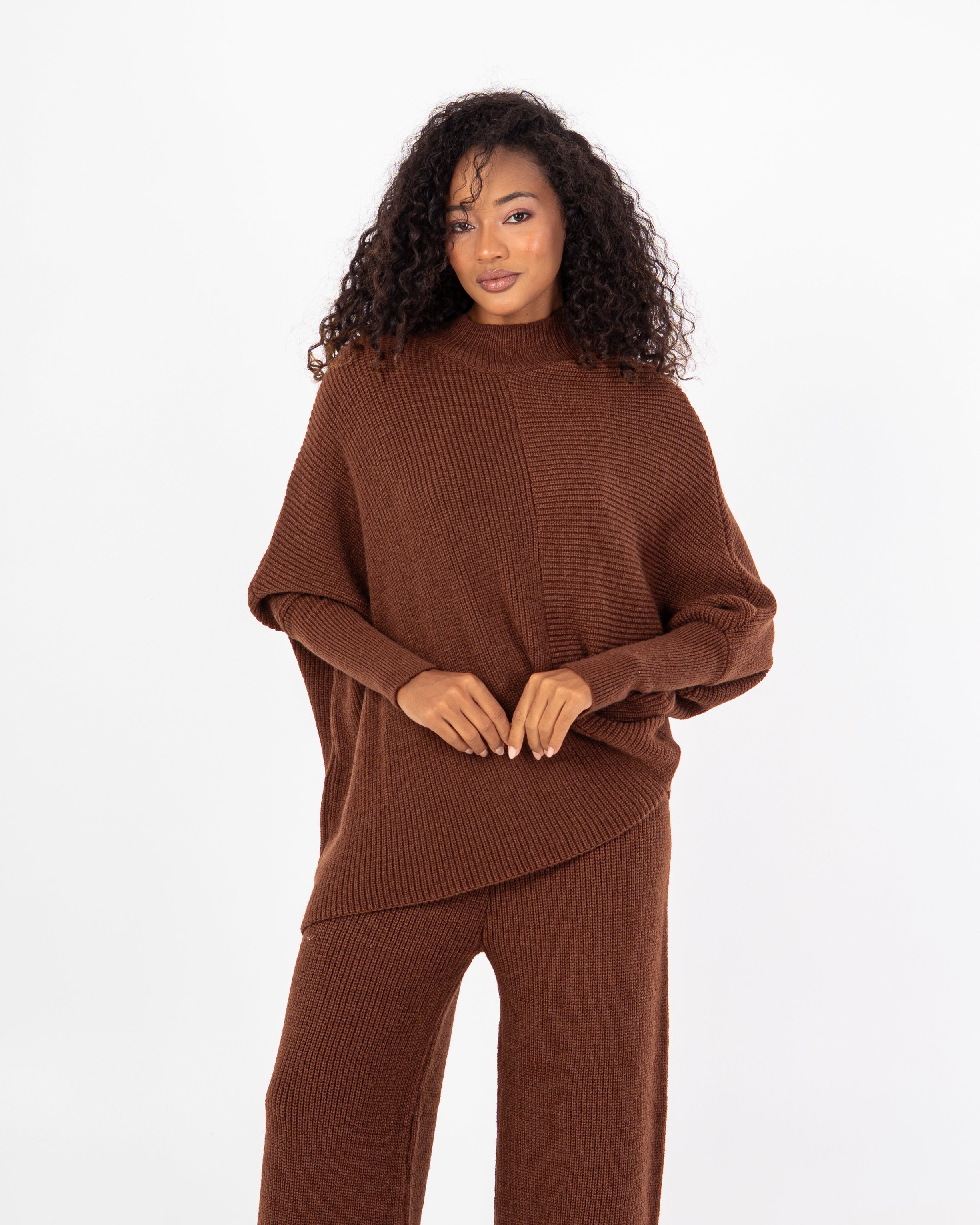 سويت شيرت محبوك – سادة (بلوفر طويل)