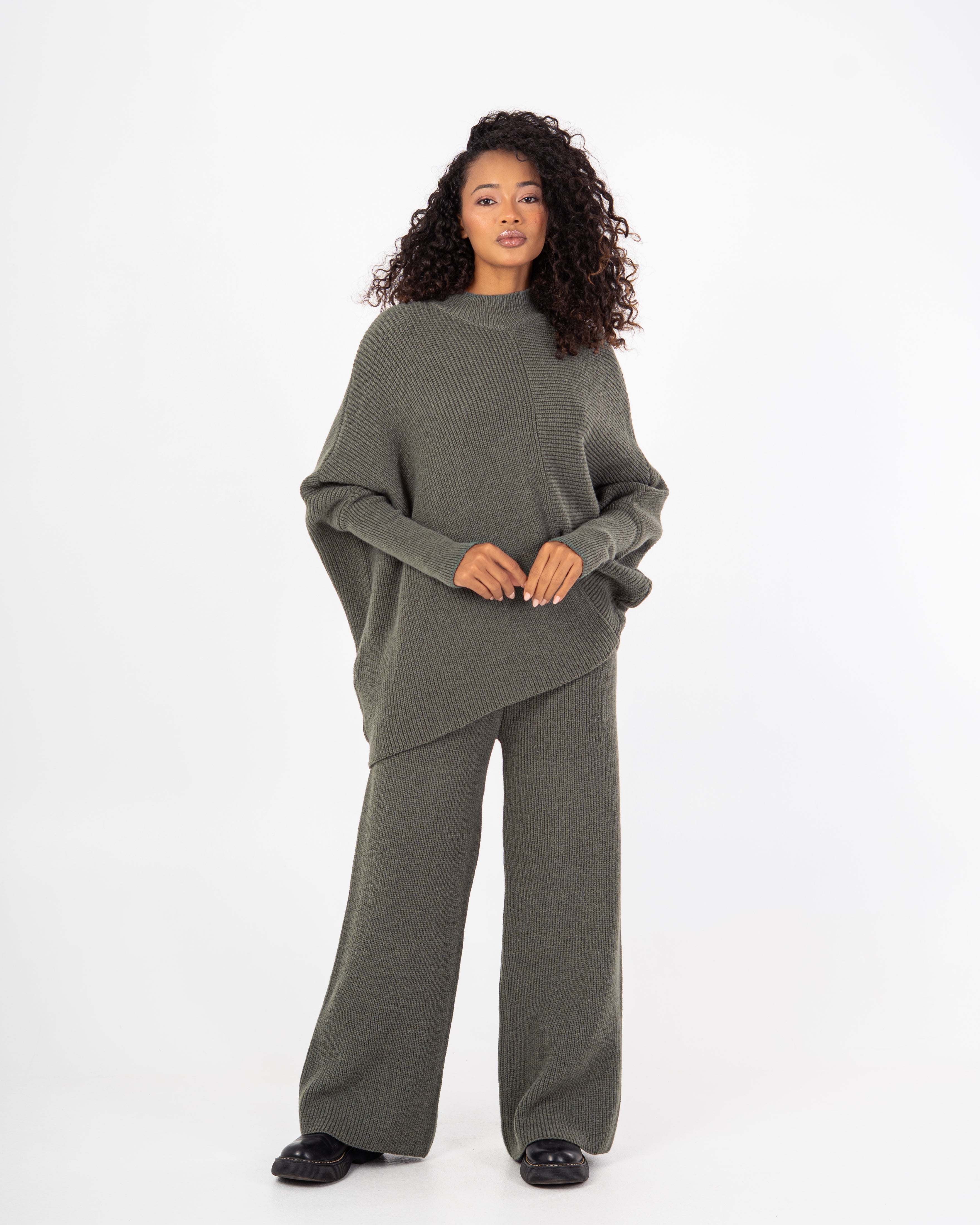 سويت شيرت محبوك – سادة (بلوفر طويل)