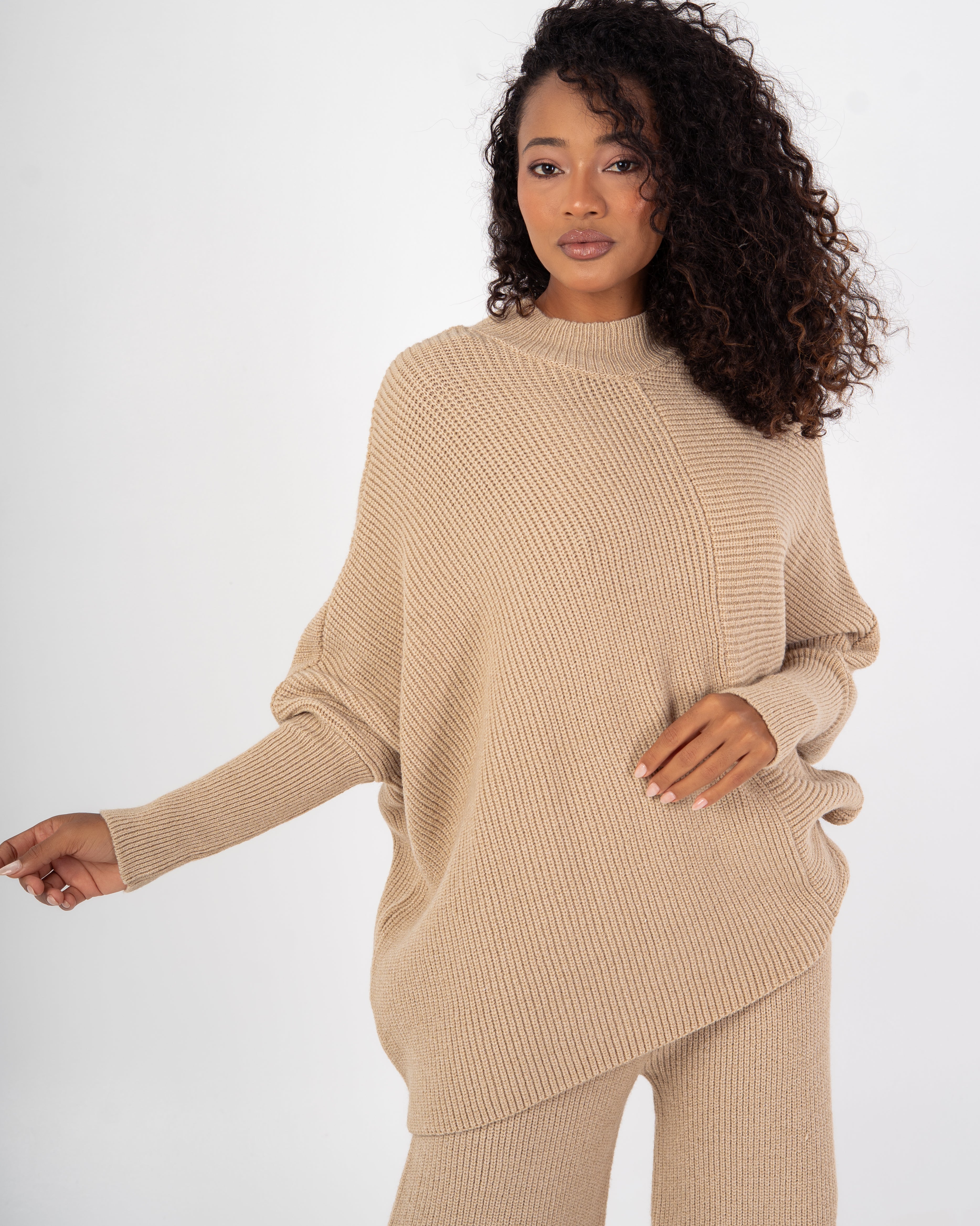 سويت شيرت محبوك – سادة (بلوفر طويل)