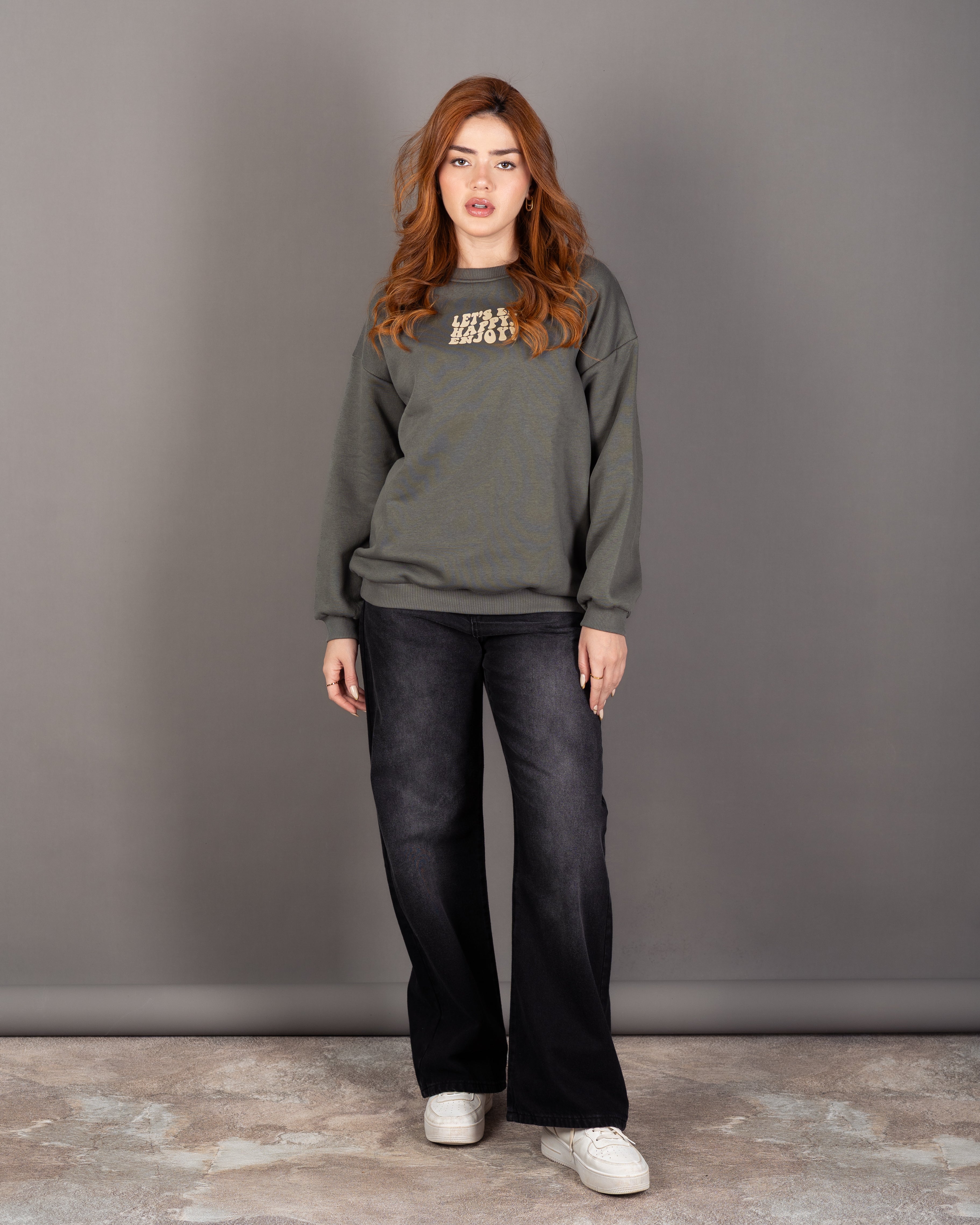 سويت شيرت مطبوع كبير الحجم - برقبة دائرية