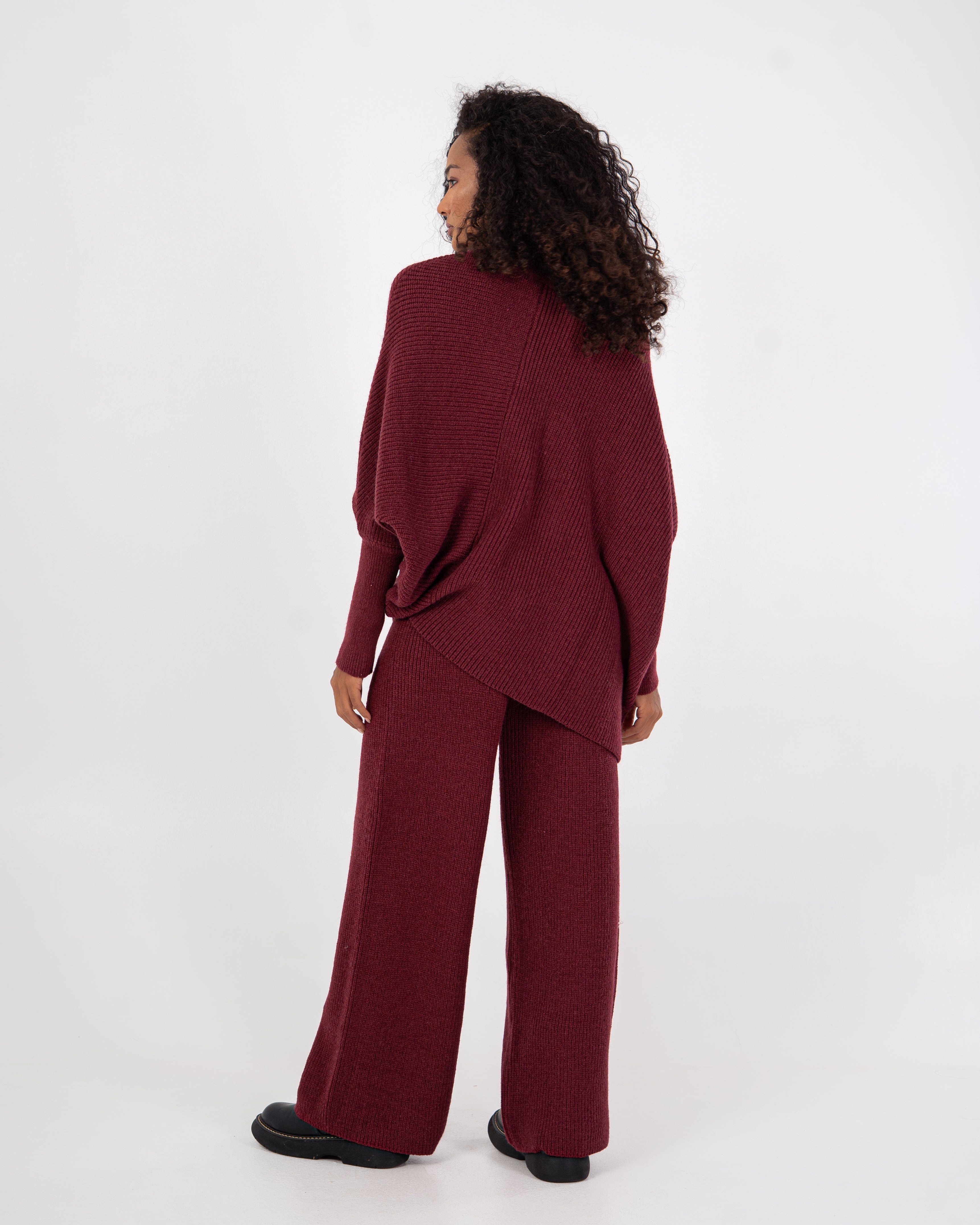 سويت شيرت محبوك – سادة (بلوفر طويل)