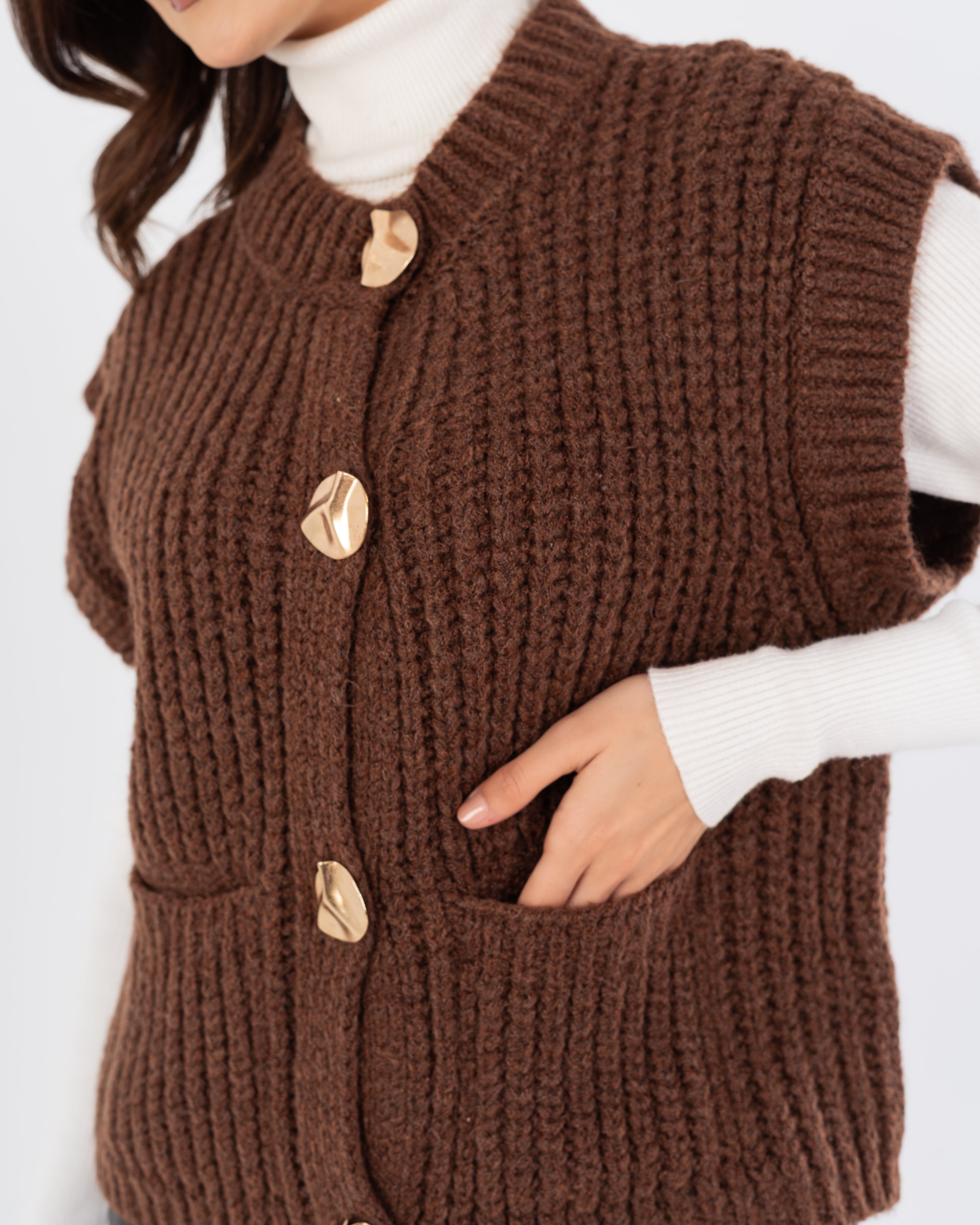 Knitwear Vest With Buttons - (Two-Pockets)