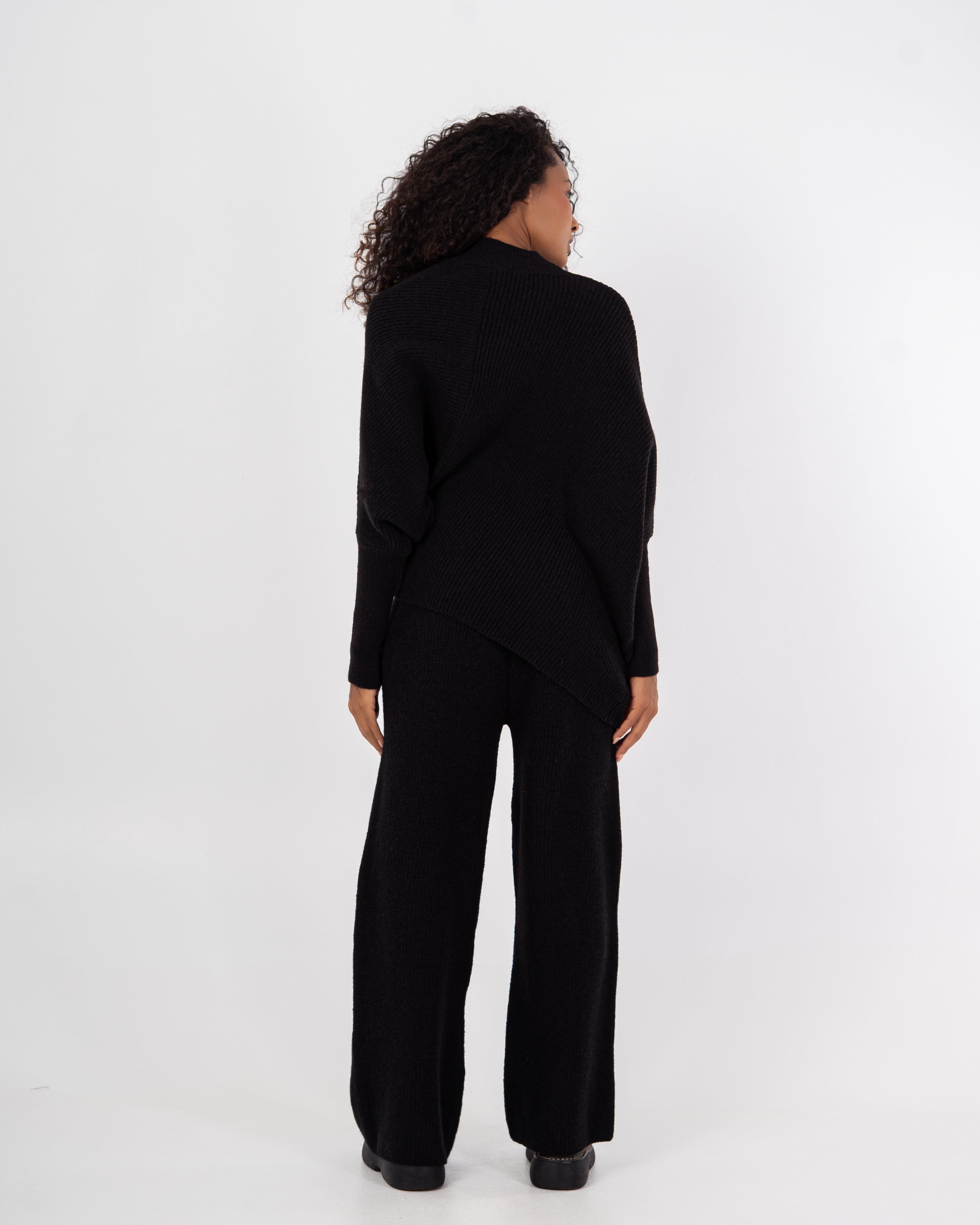 سويت شيرت محبوك – سادة (بلوفر طويل)