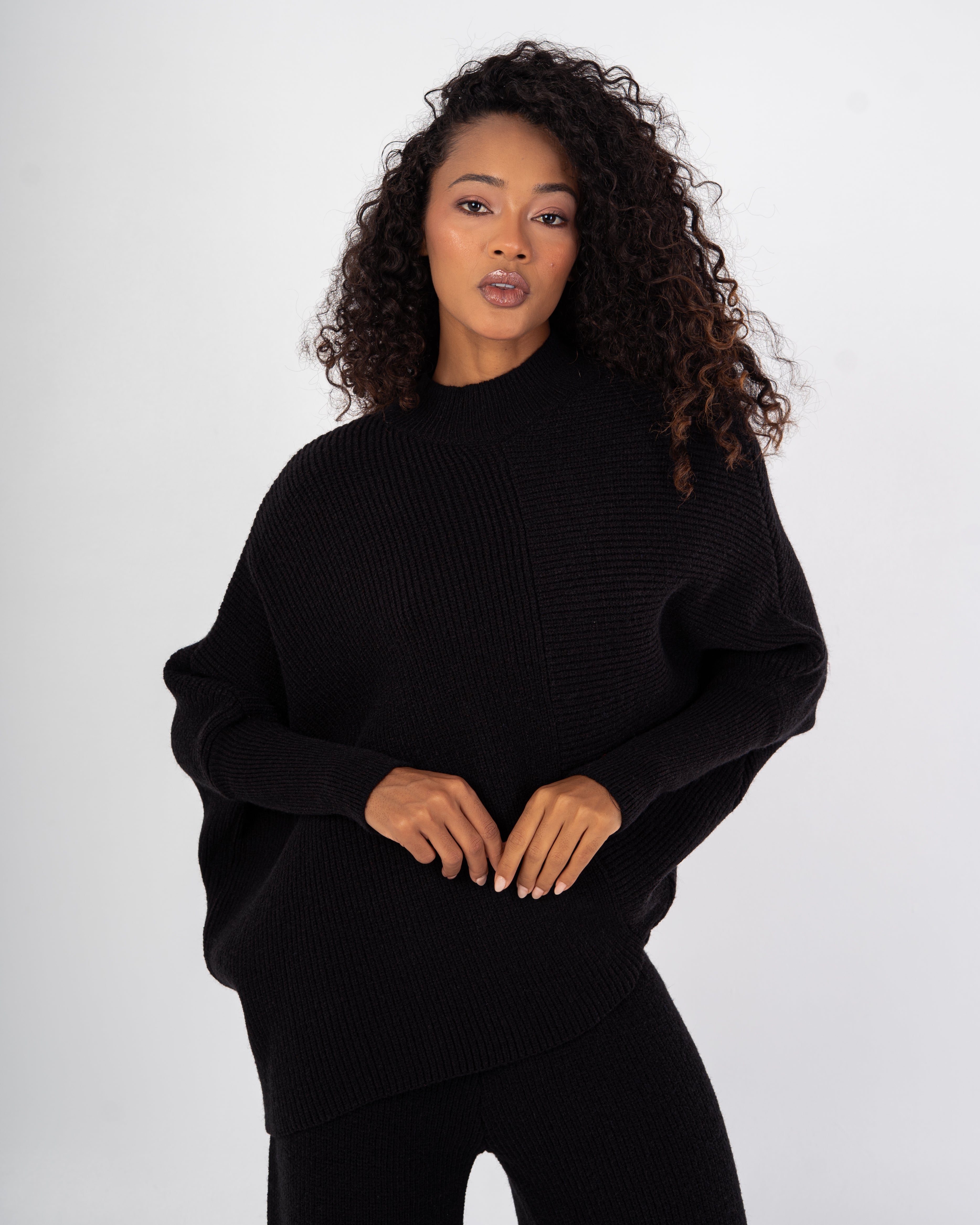 سويت شيرت محبوك – سادة (بلوفر طويل)