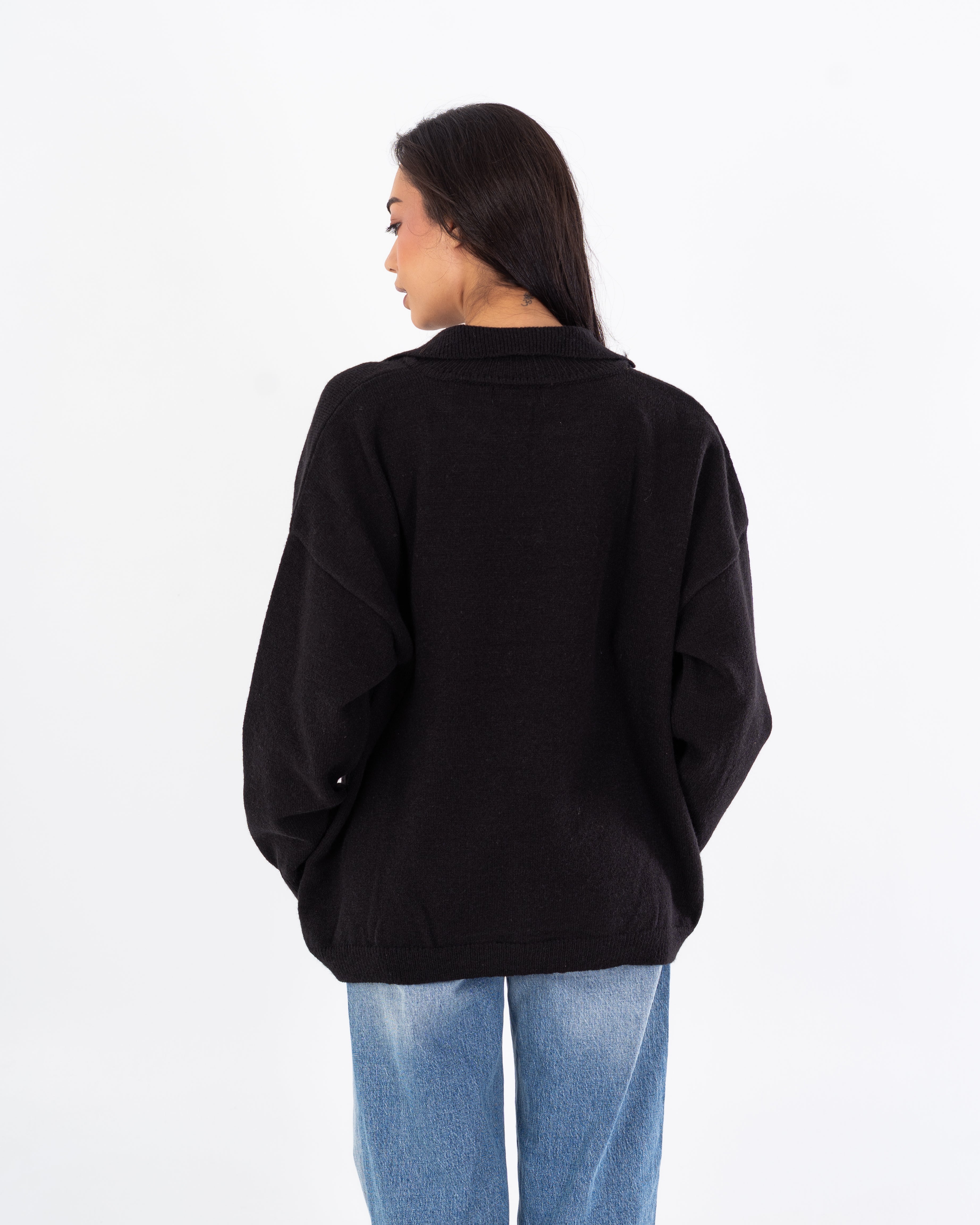 بلوفر كبير الحجم – رقبة على شكل حرف V (ألوان)