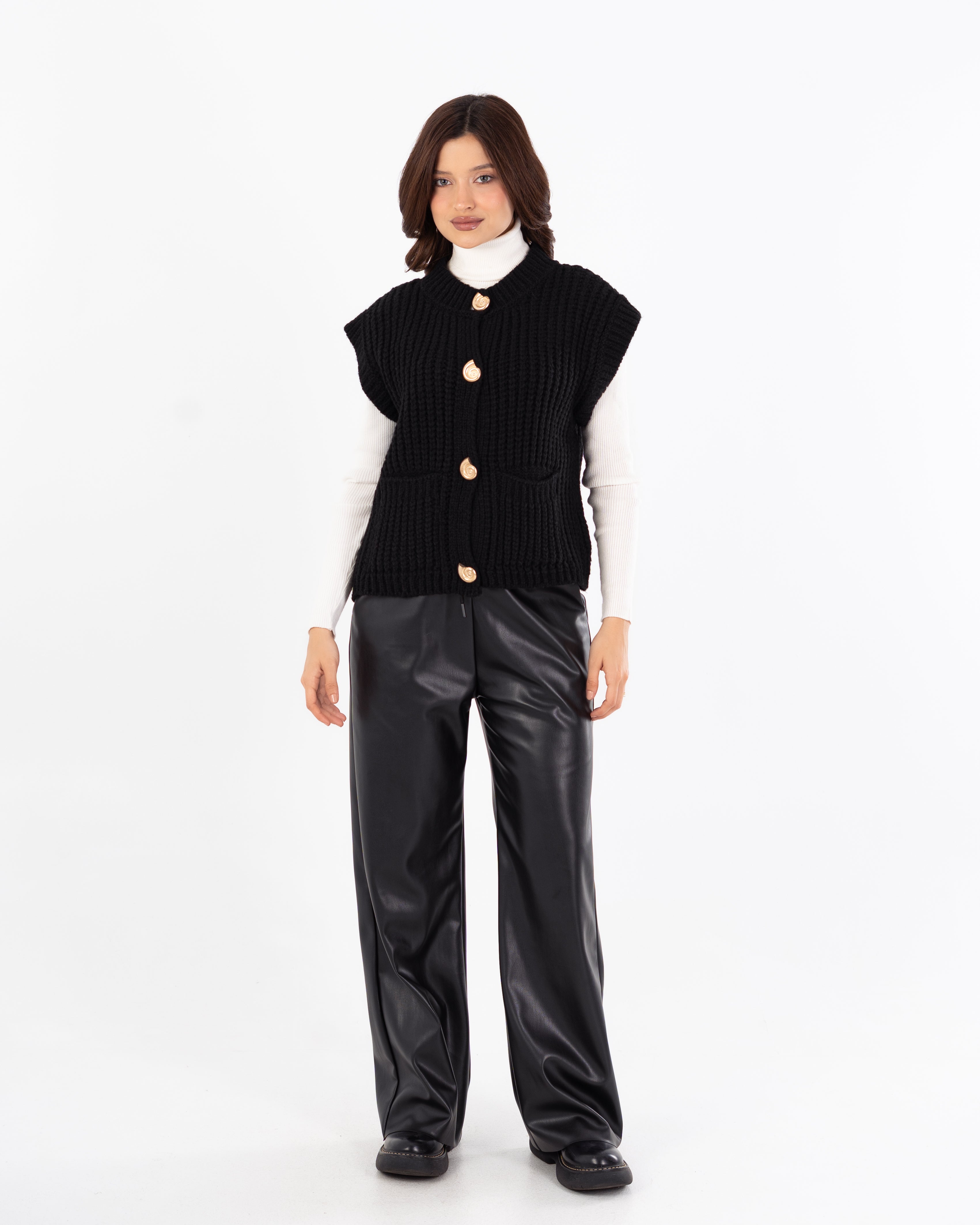 Knitwear Vest With Buttons - (Two-Pockets)