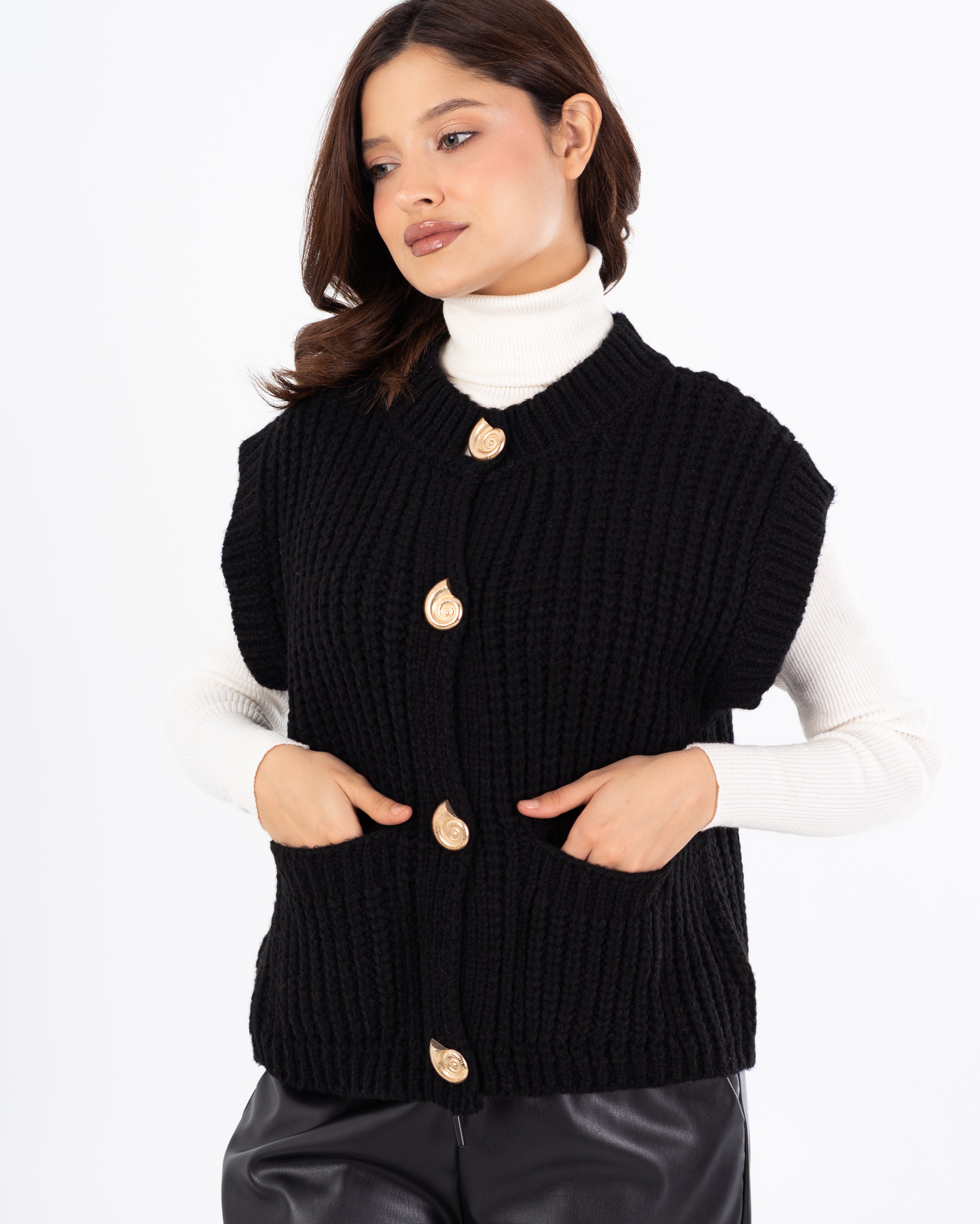 Knitwear Vest With Buttons - (Two-Pockets)