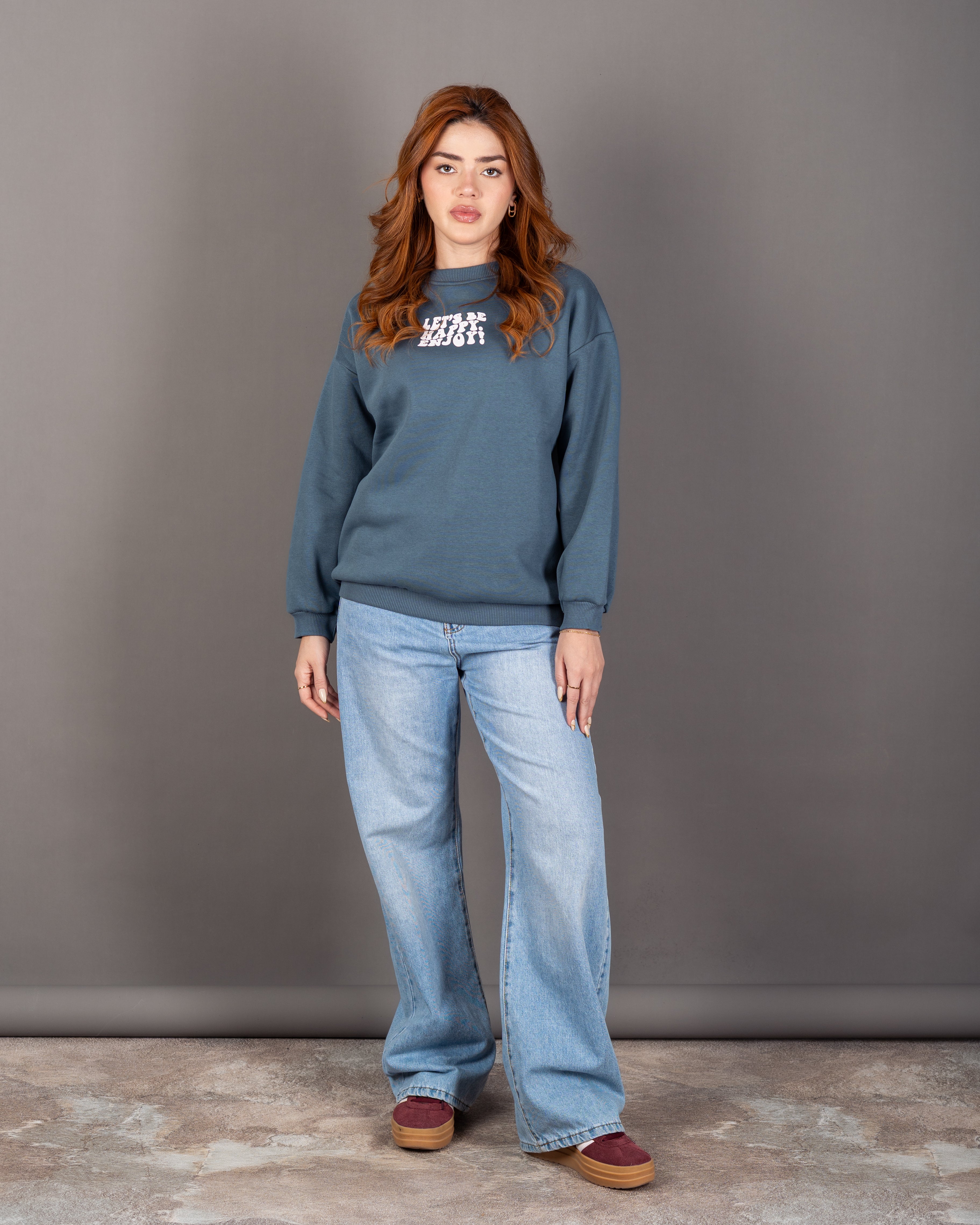 سويت شيرت مطبوع كبير الحجم - برقبة دائرية