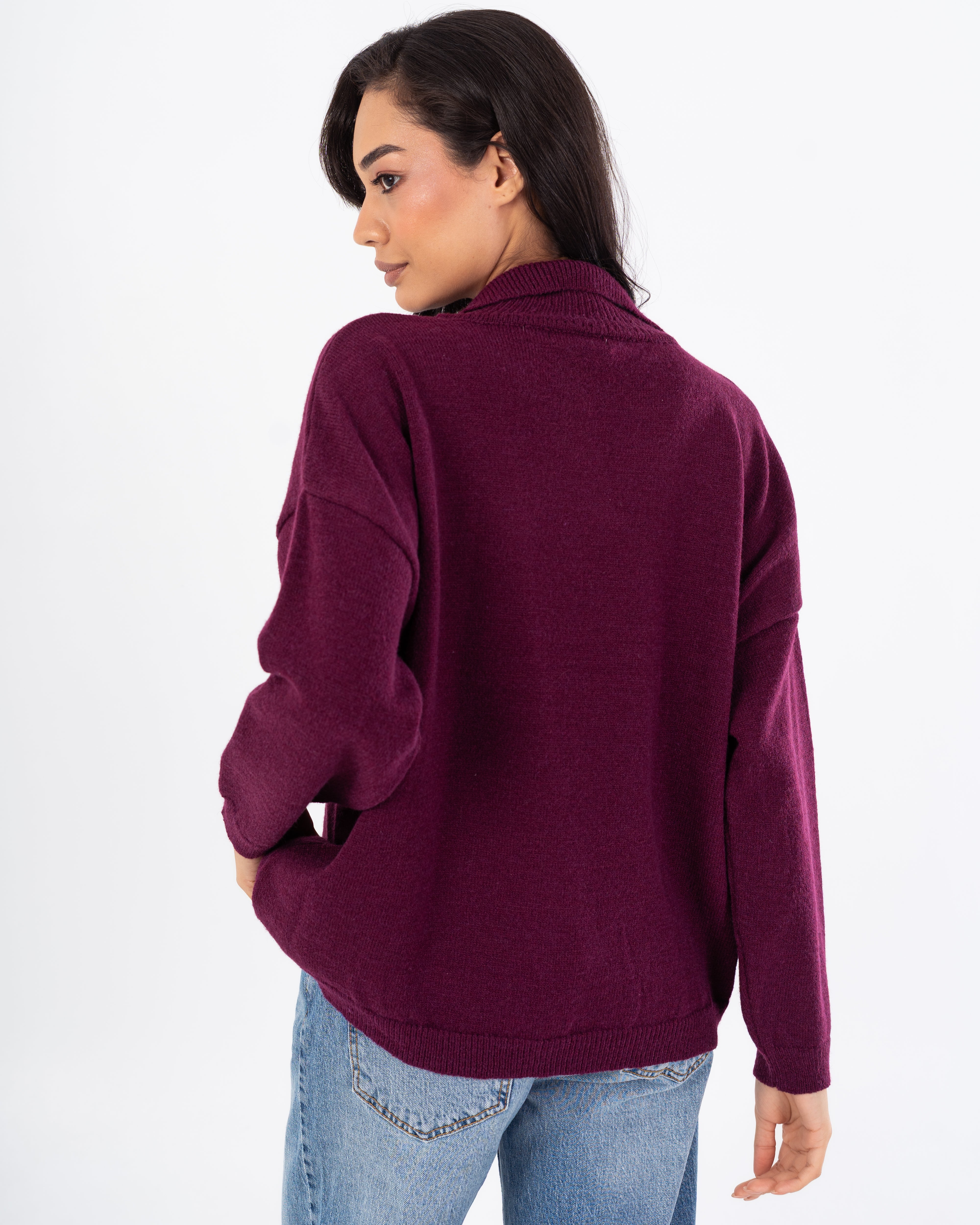 بلوفر كبير الحجم – رقبة على شكل حرف V (ألوان)