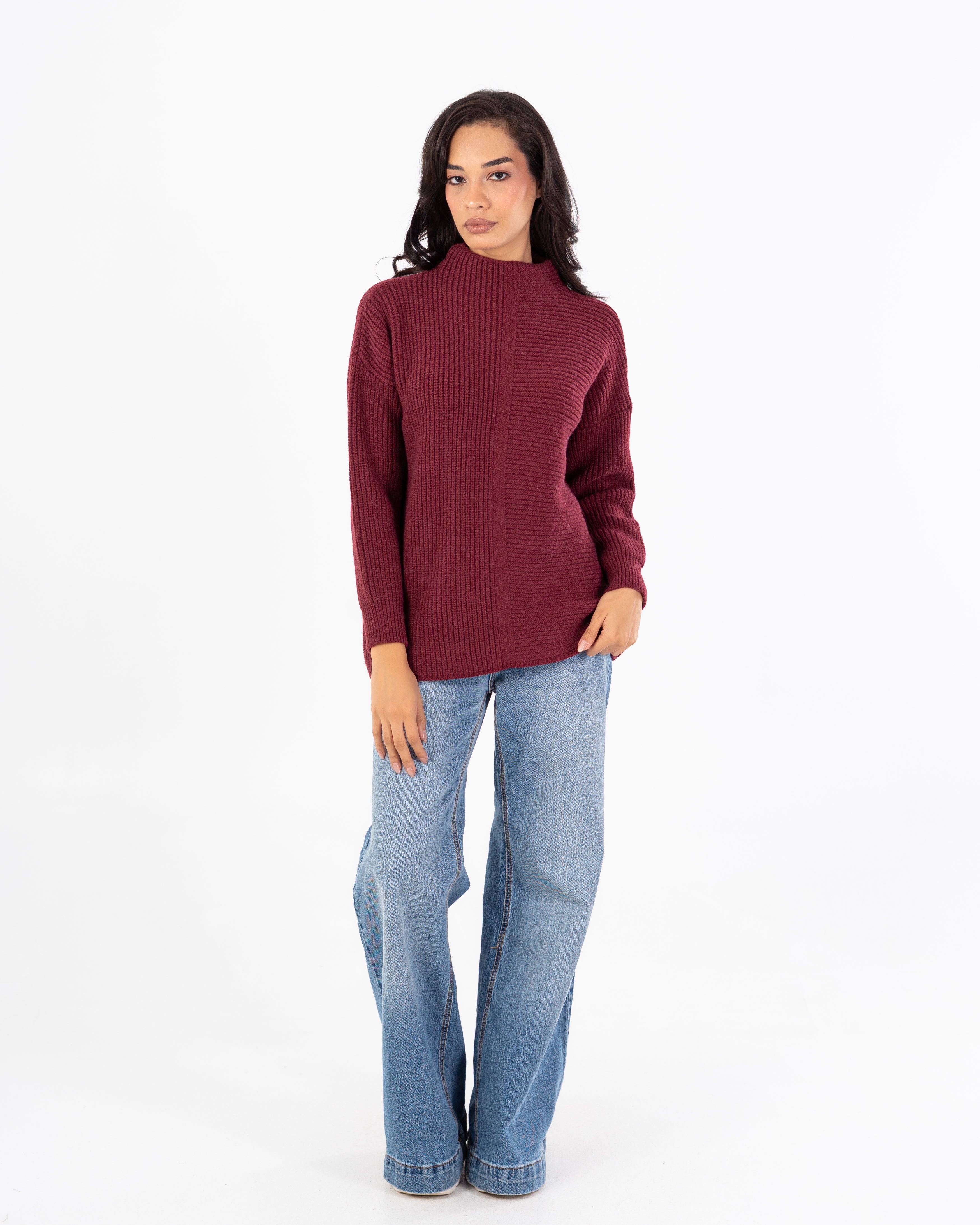 بلوفر سادة برقبة طويلة - خط وسط فاتح